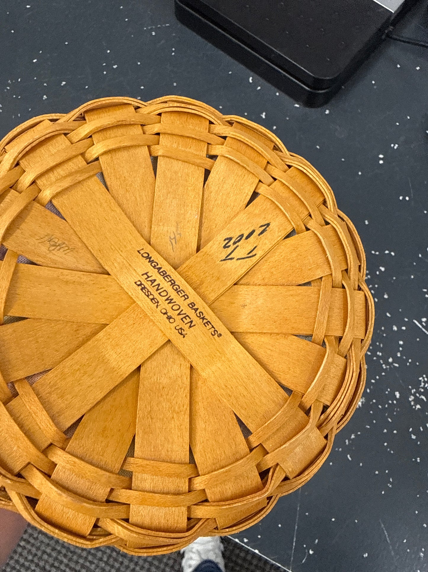 Longaberger saffron basket with liner and protector