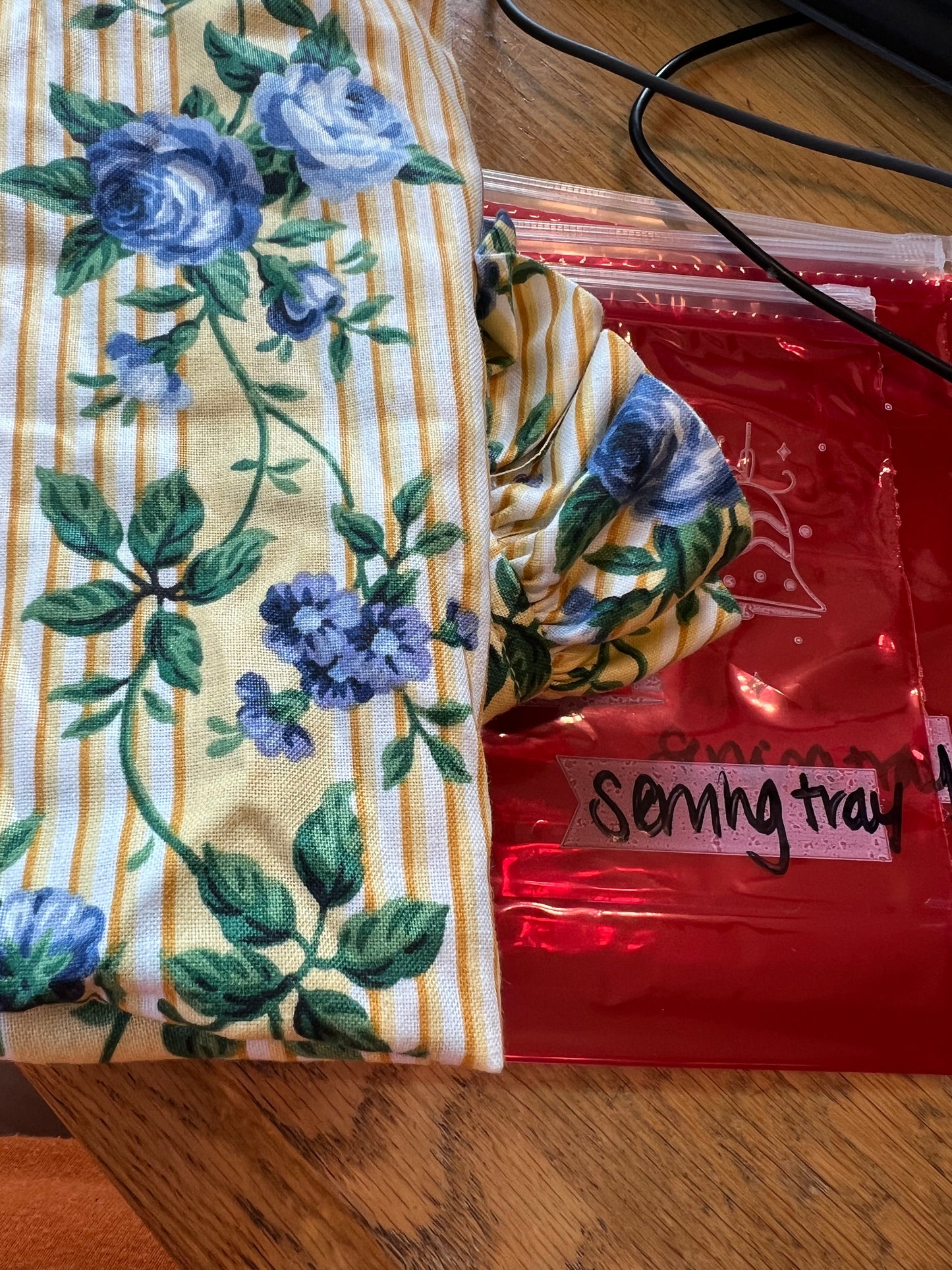 Longaberger serving tray liner in rose trellis