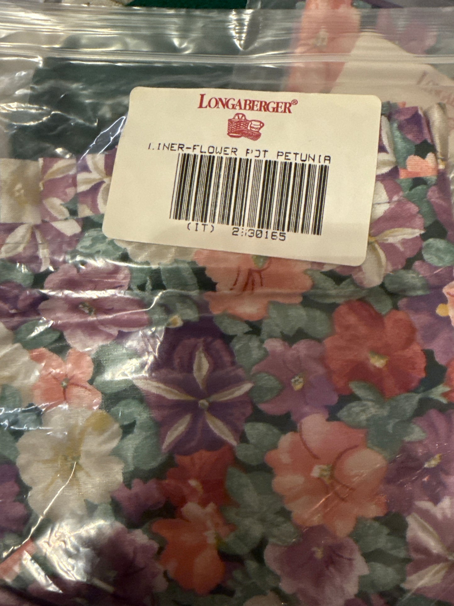Longaberger flower pot liner in petunia