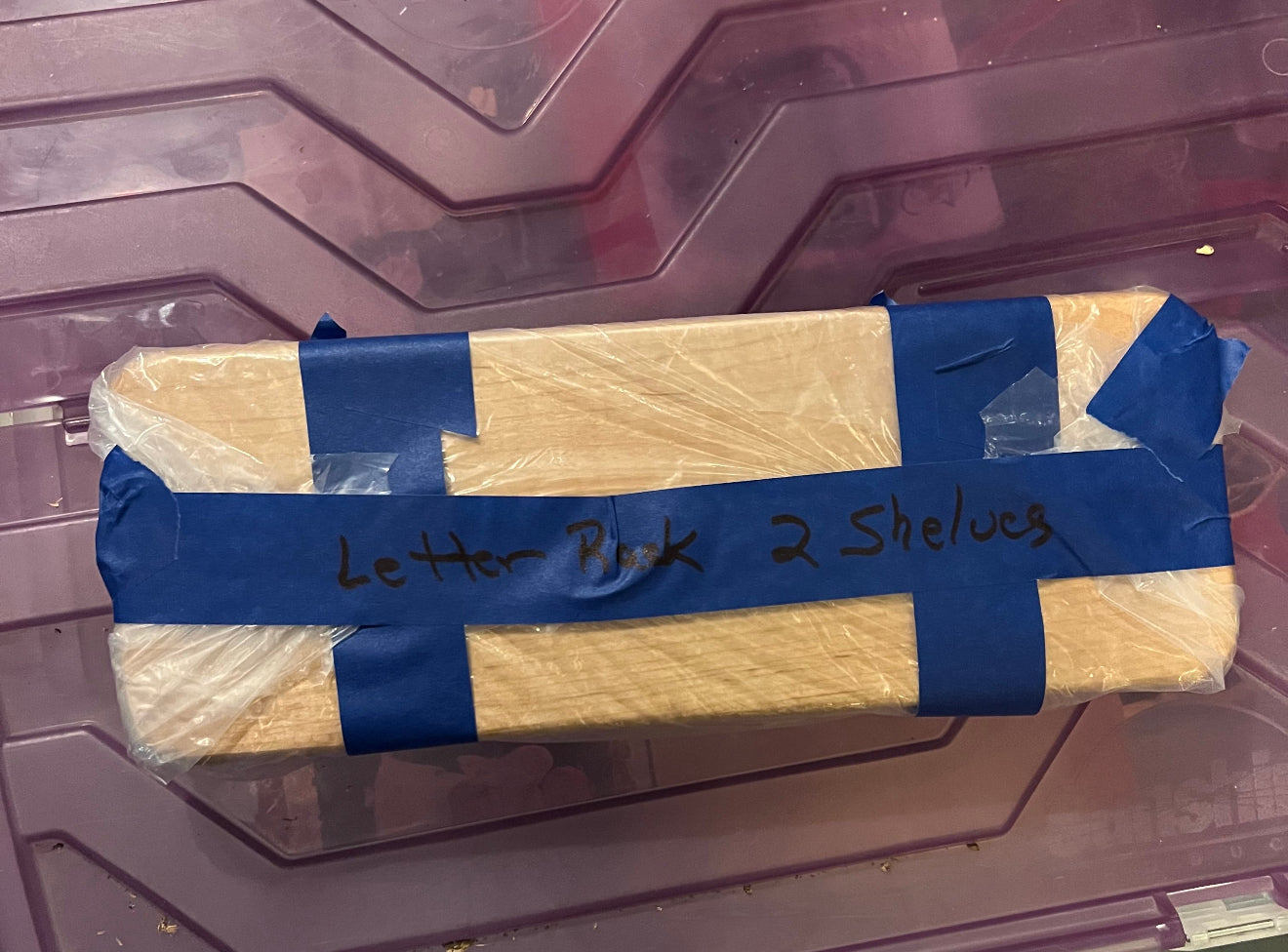 Set of two envelope shelves