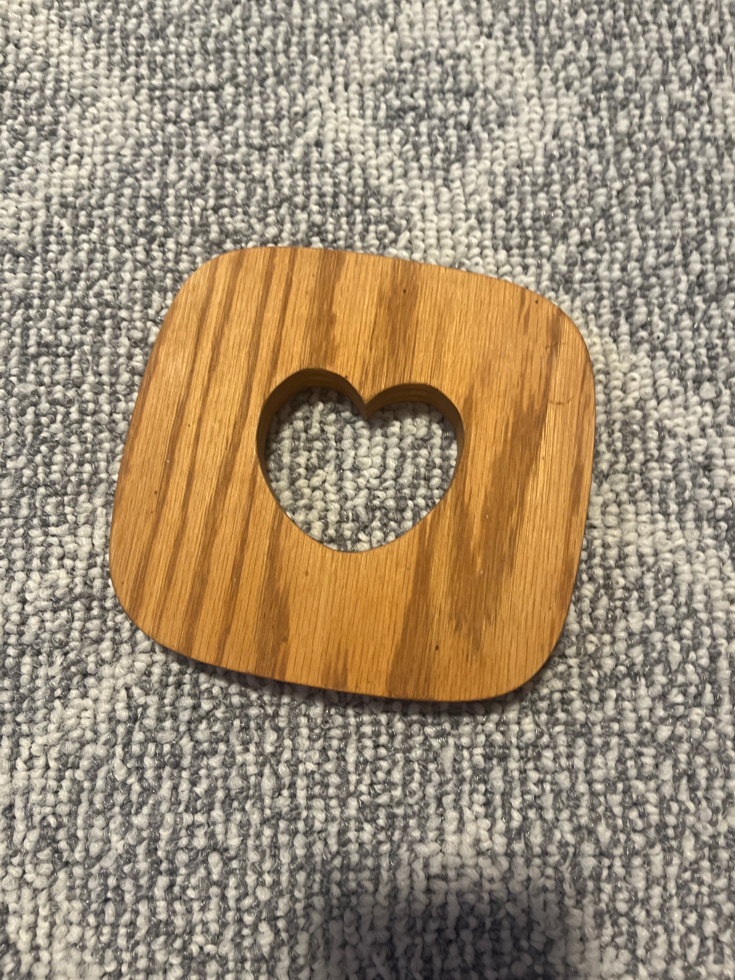 5.5” lid w/ heart cut out