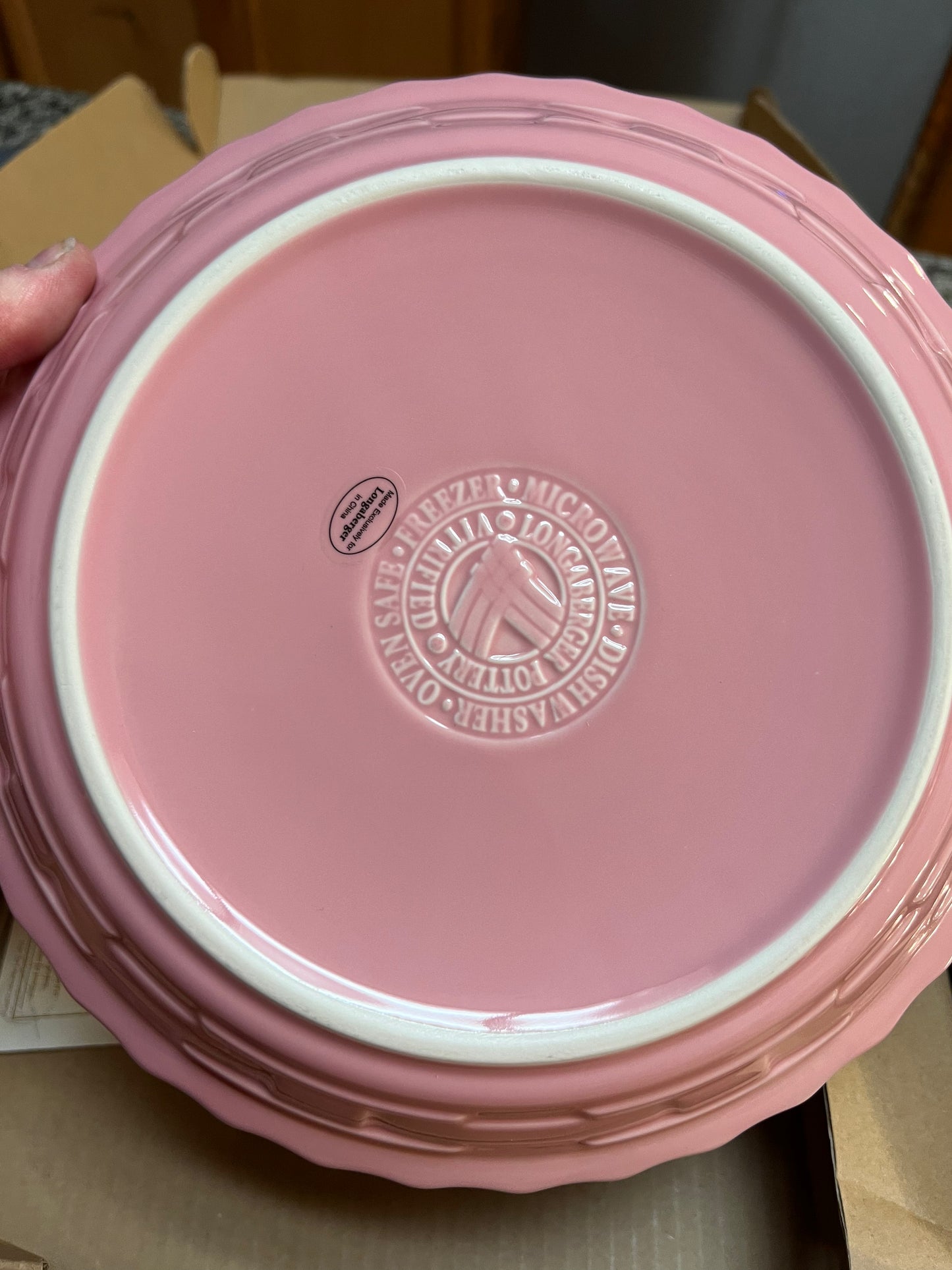 Longaberger grandma Bonnie pie plate in pink