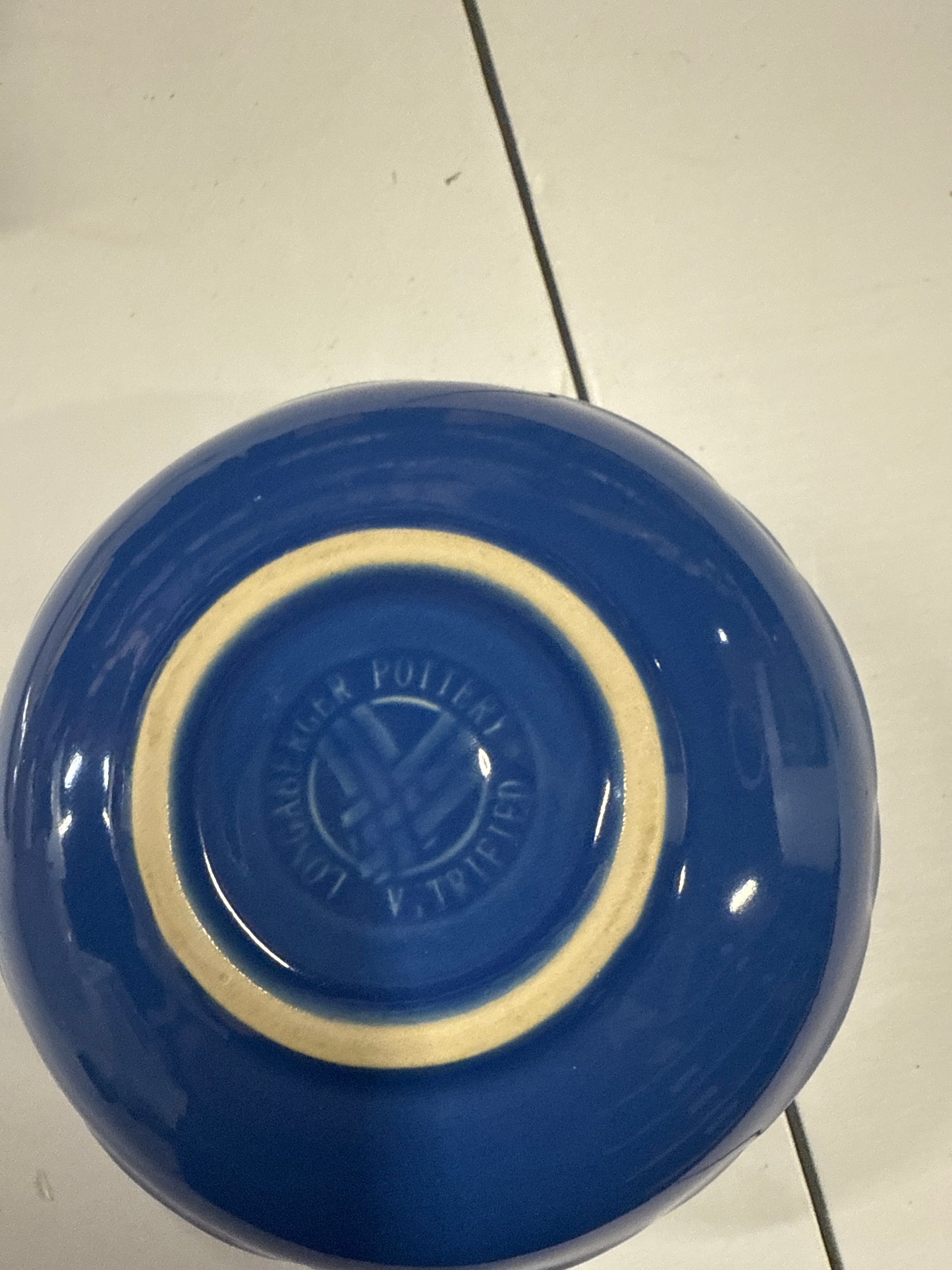Longaberger low bowl in cornflower