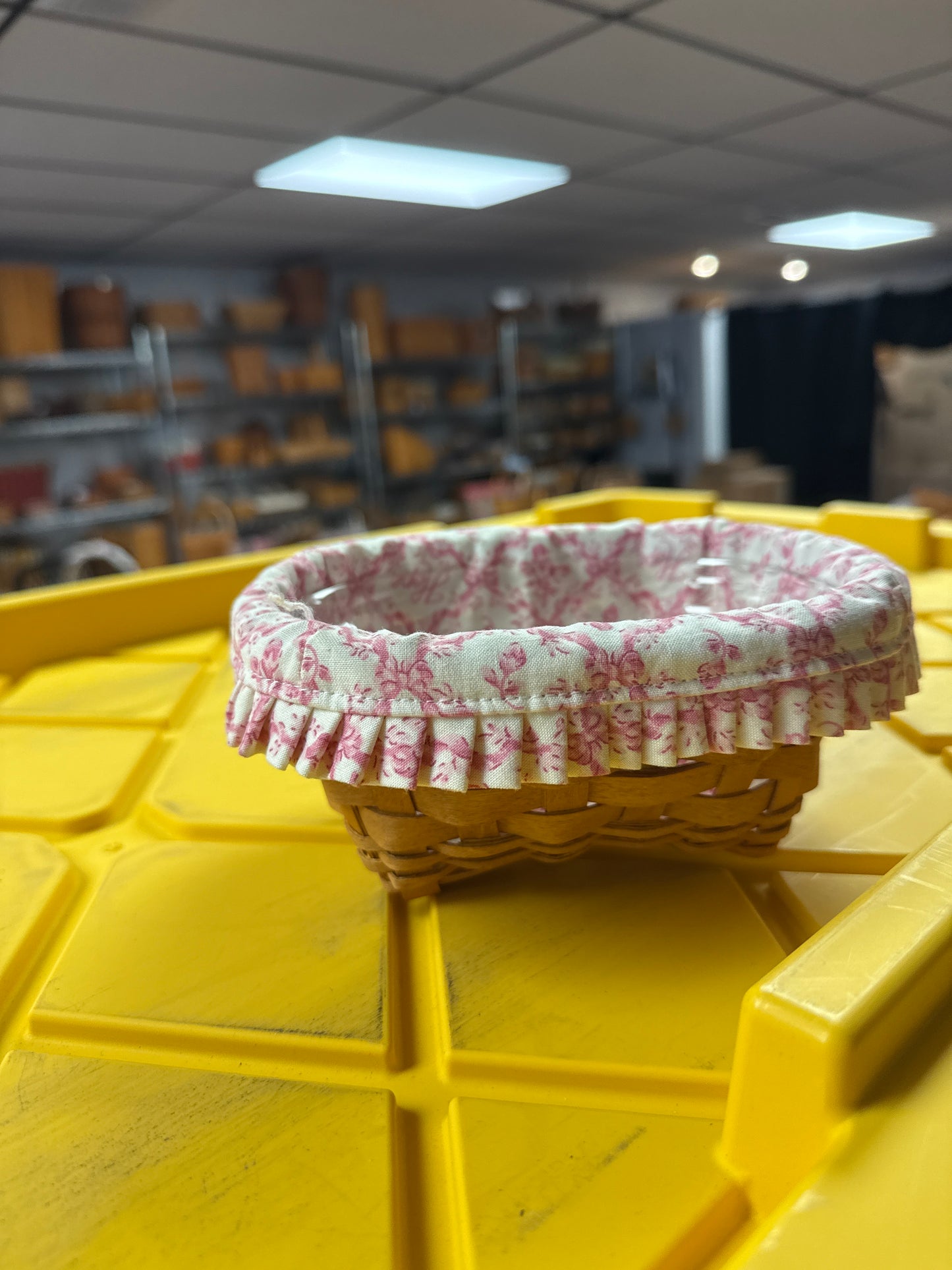 Longaberger 2008 horizon of hope with liner and protector
