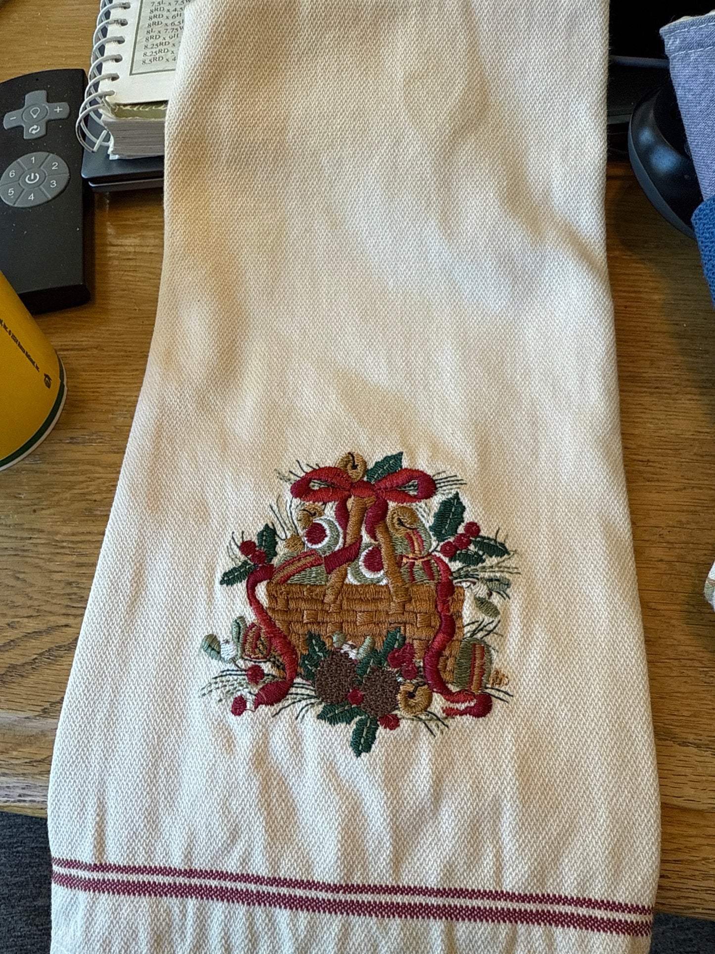Longaberger holiday towel