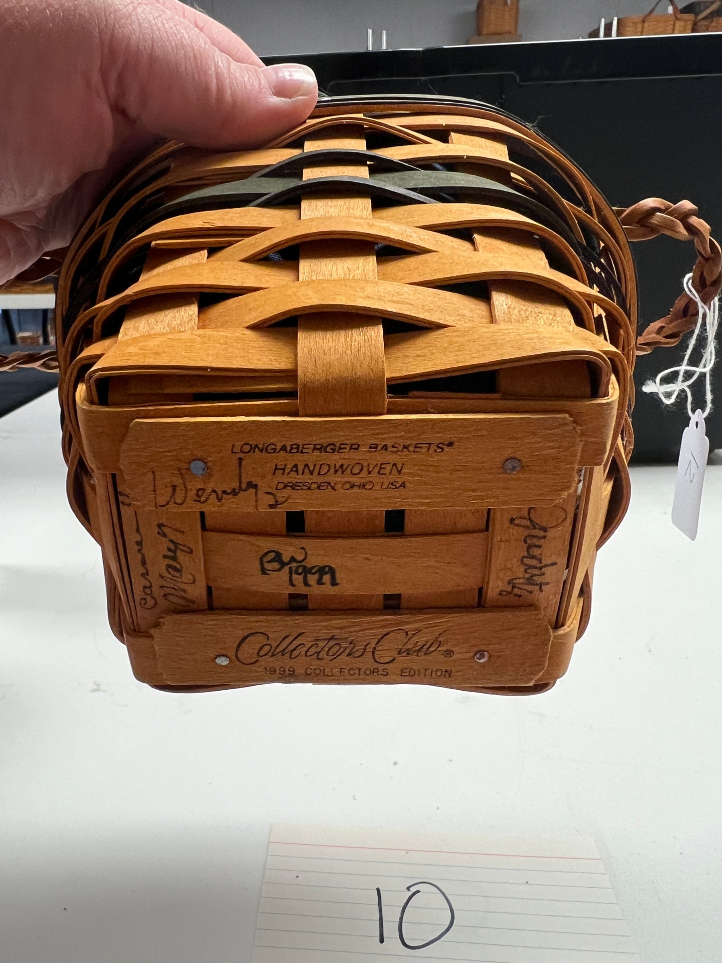 Longaberger Collectors Club 1999 Renewal Basket with Liner and Protector