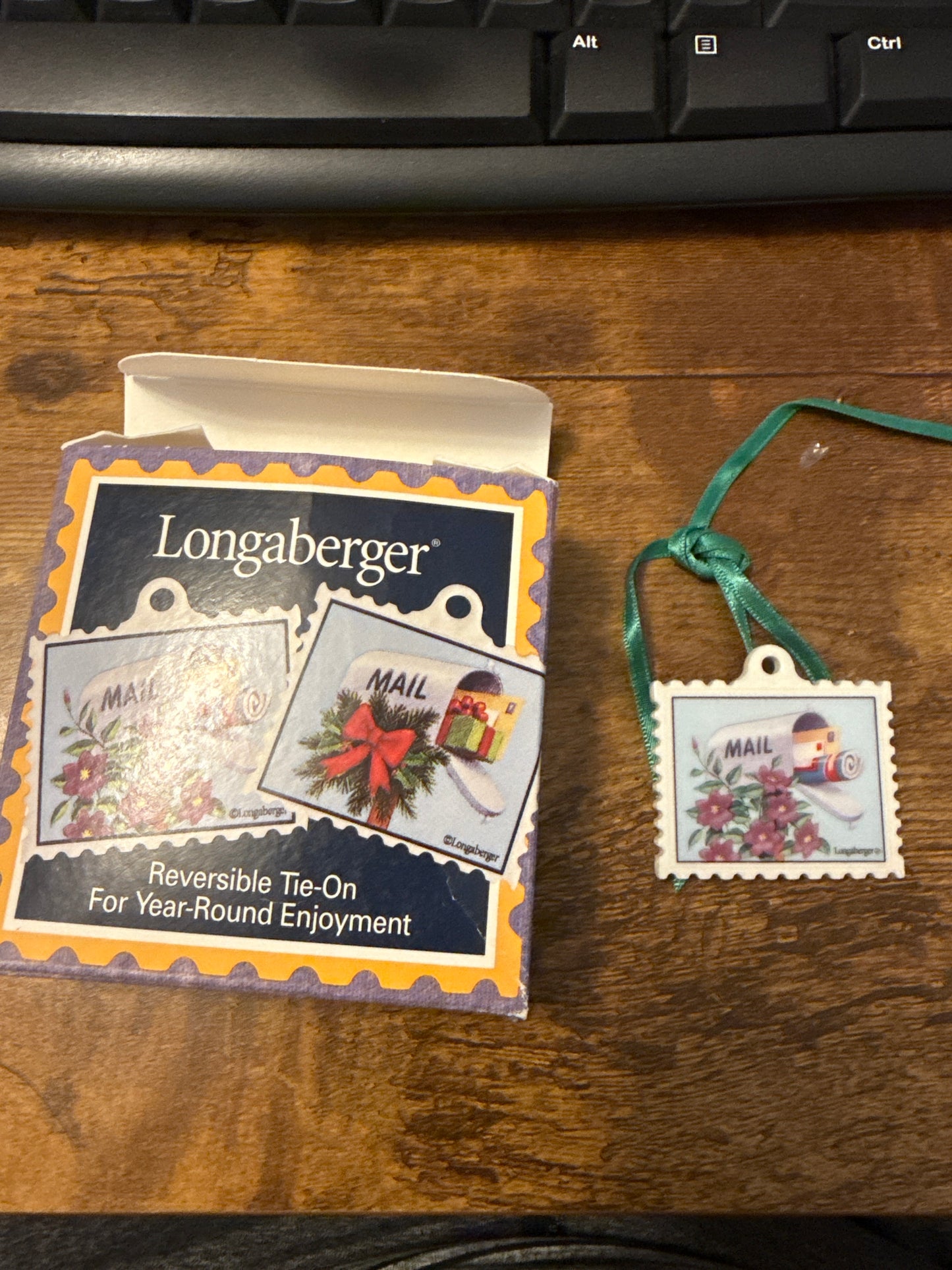 Longaberger reversible mail tie on