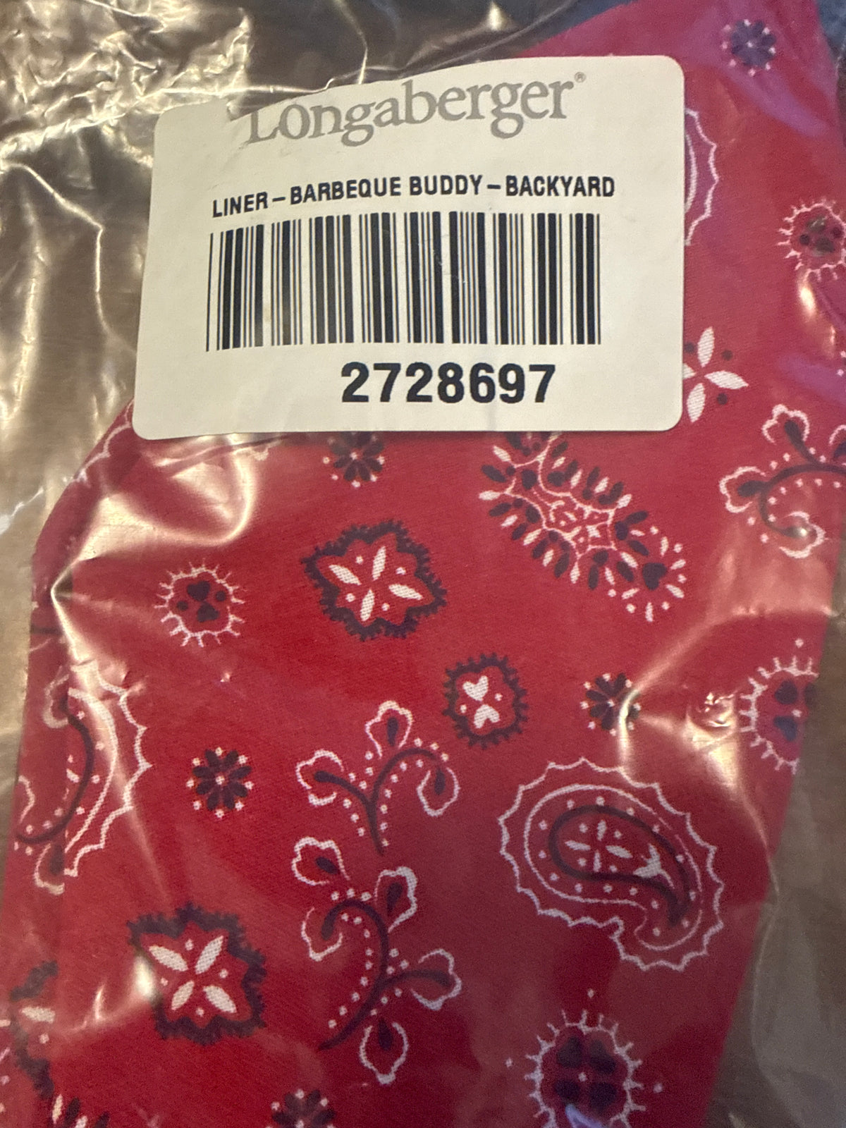 Longaberger barbecue buddy liner in backyard bandana