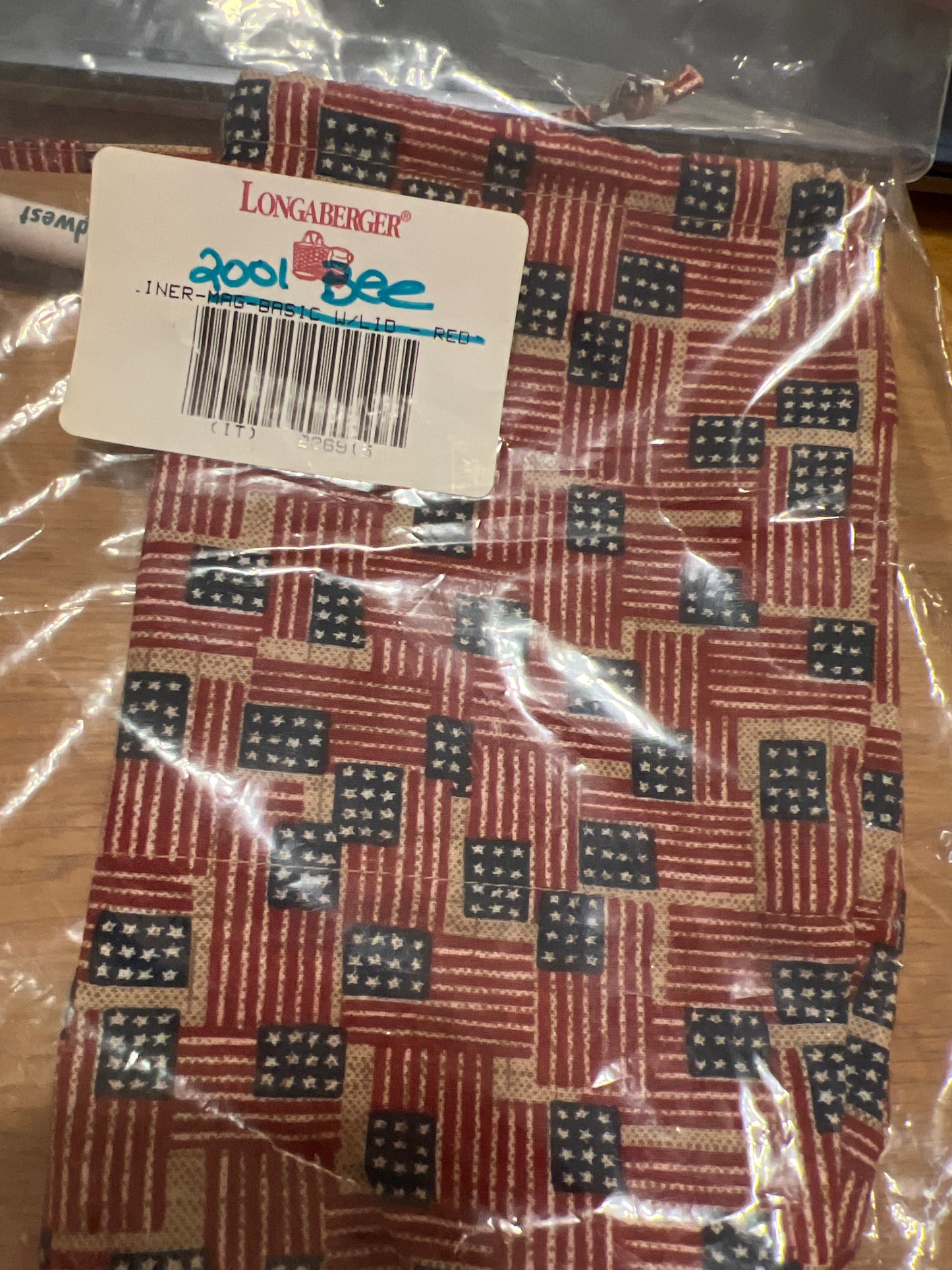 Longaberger 2001 bee liner in old glory