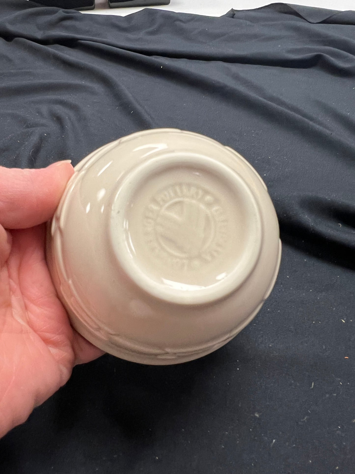 Longaberger dessert bowl in ivory