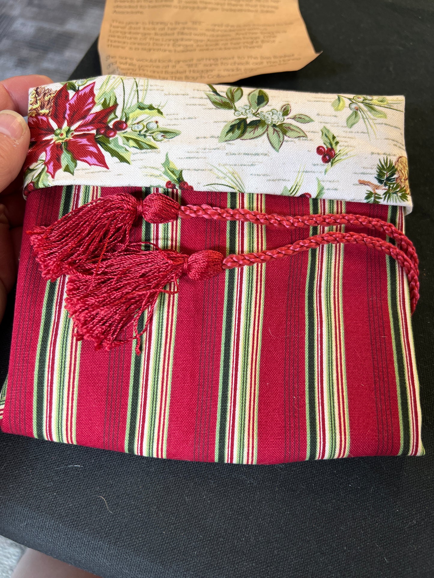 Longaberger Beverage Carrier Liner in Holiday botanical