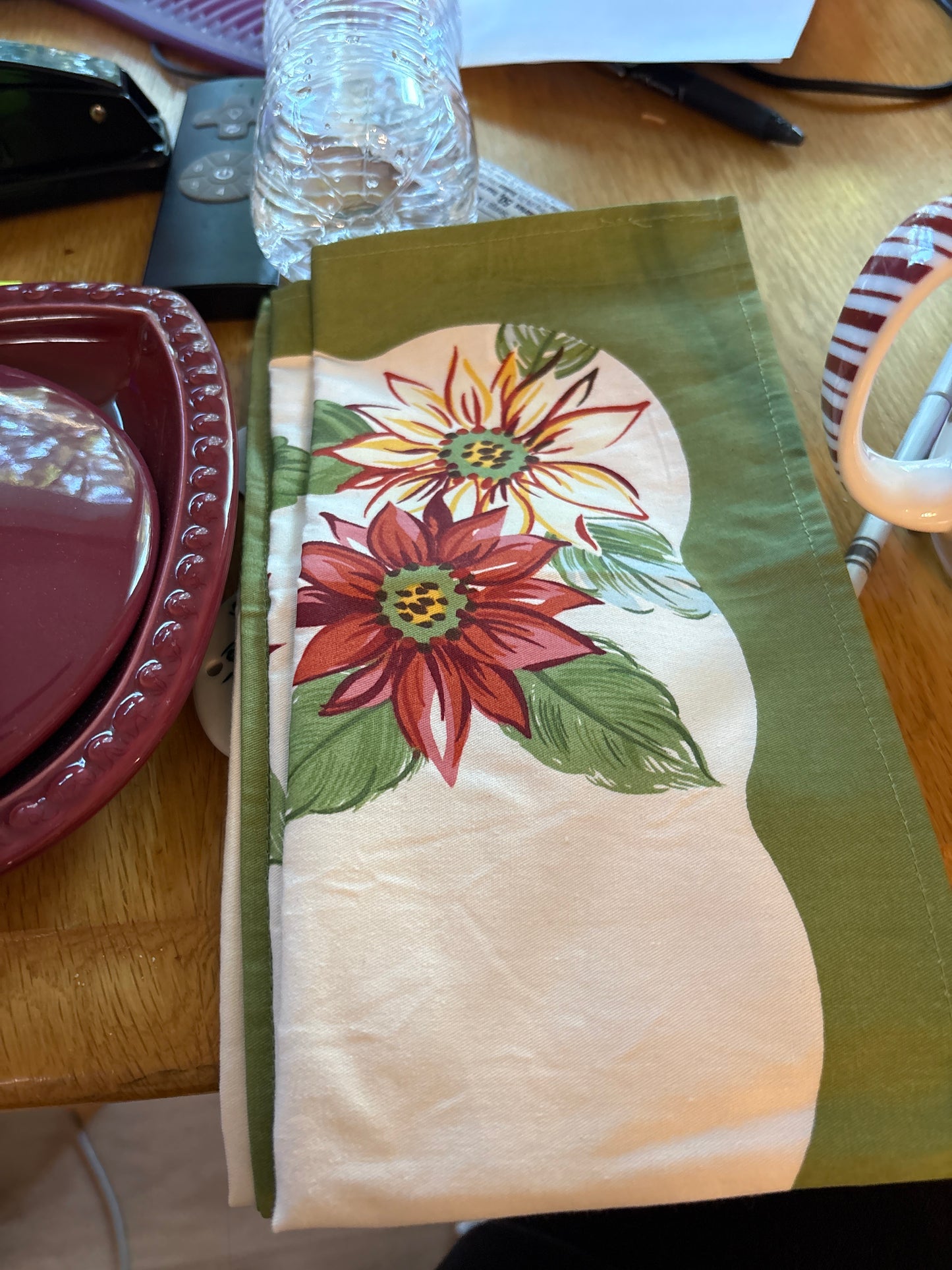 Longaberger single Green with flower napkin
