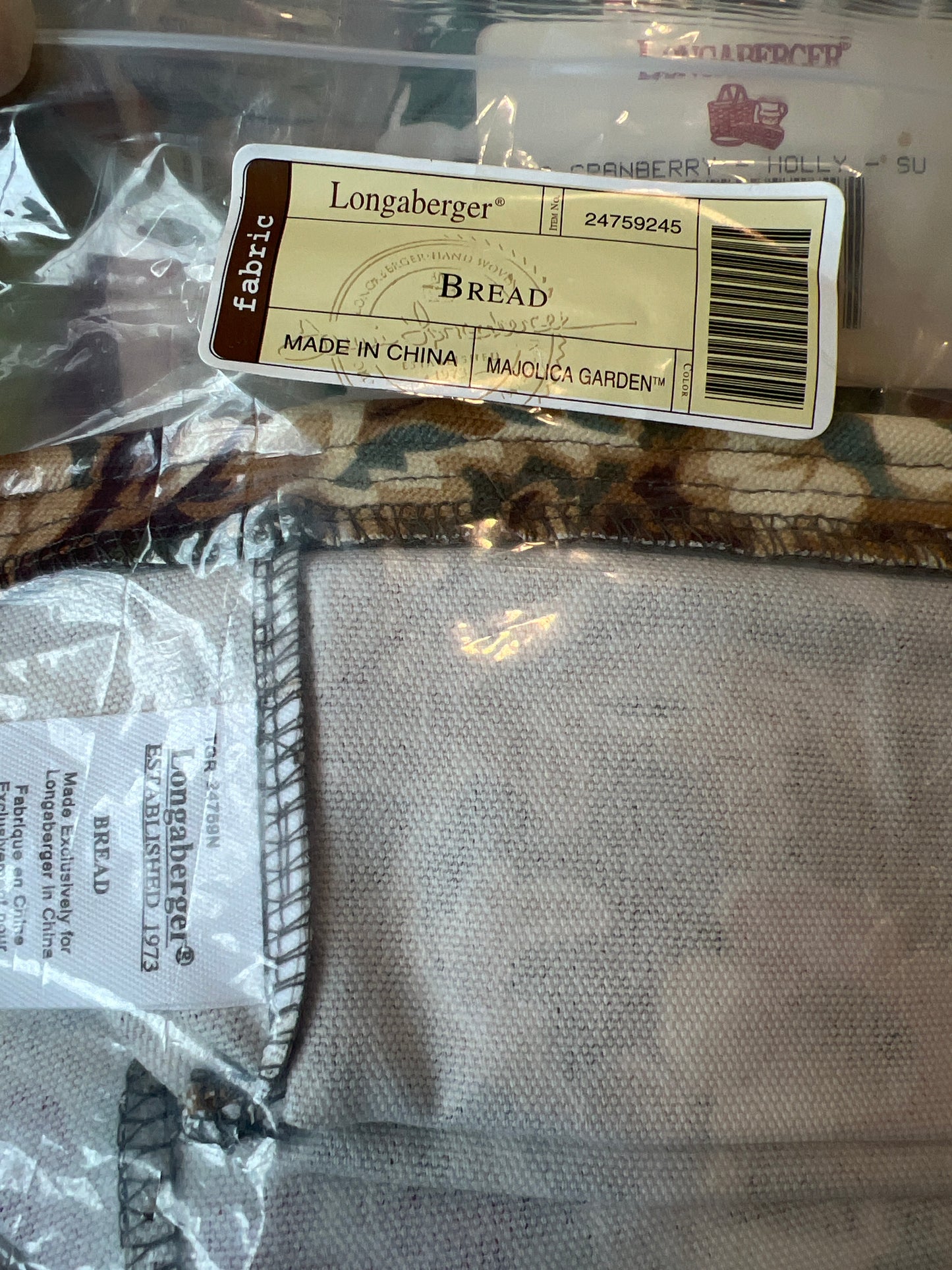 Longaberger bread liner in majolica garden