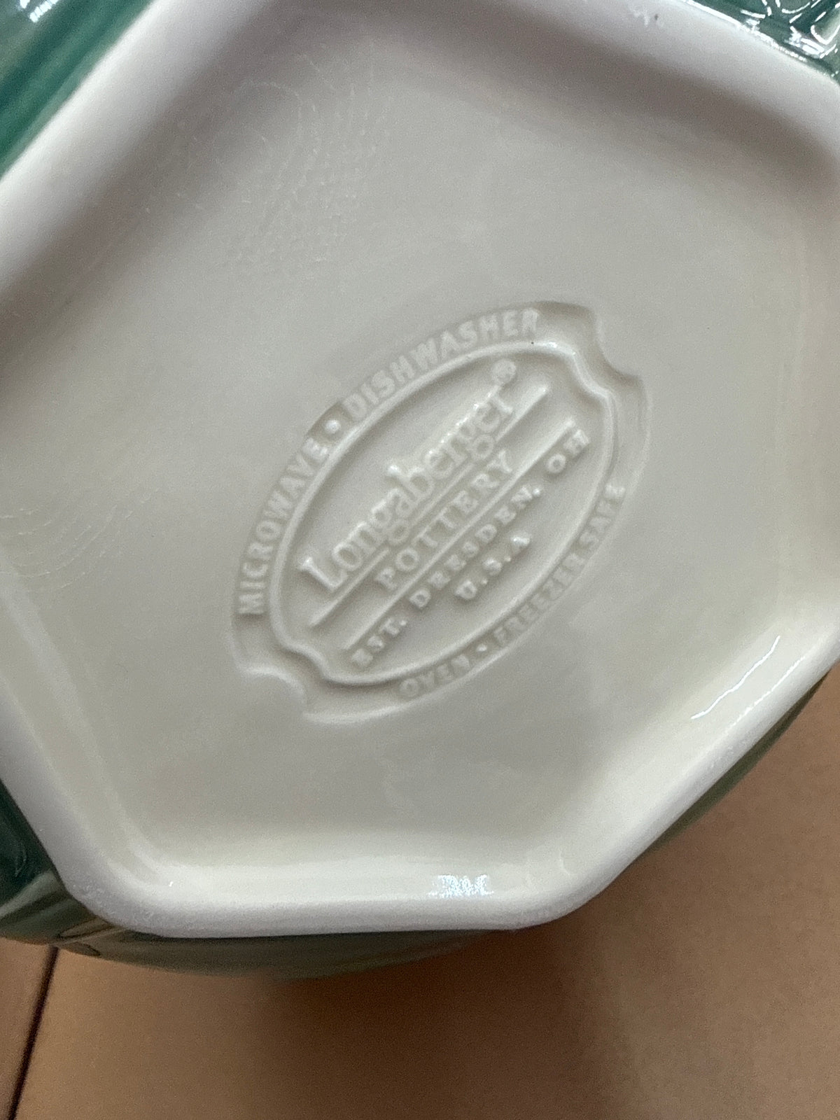 Longaberger American craft 11” bowl in light ivy