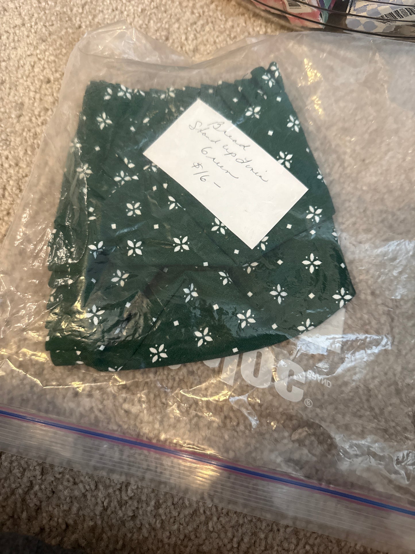 Longaberger bread stand liner in heritage green