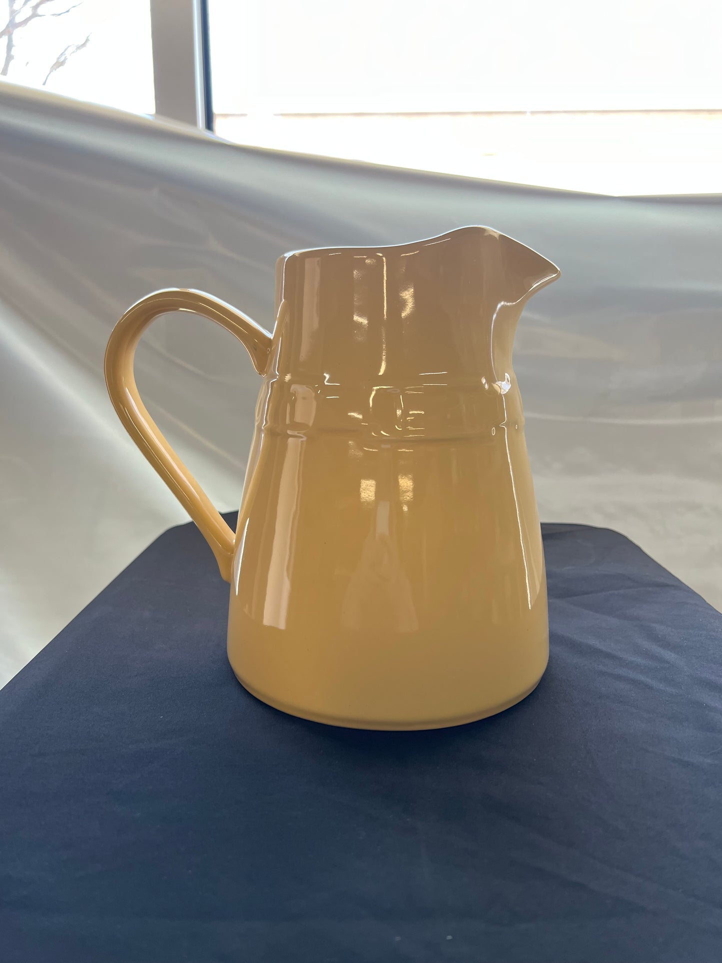 Longaberger Cottage Pitcher in Butternut