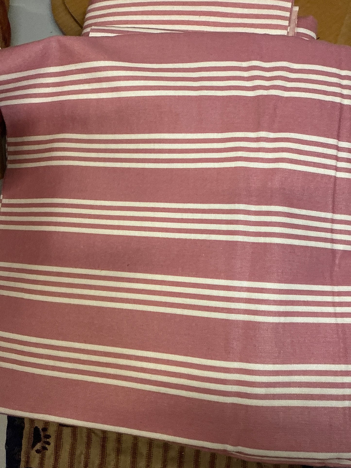 Longaberger 73 3/4” valance curtain in dusty rose