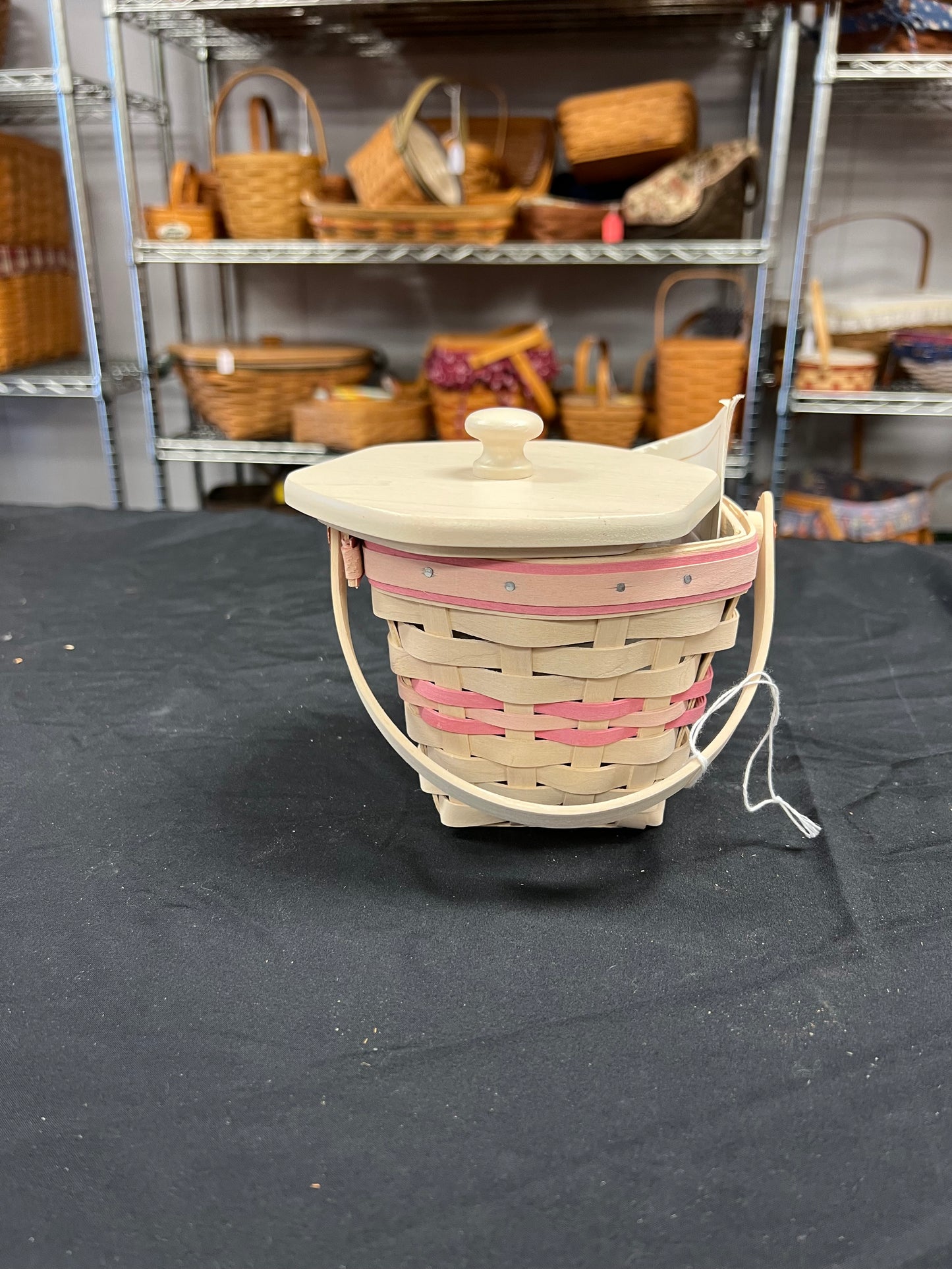 Longaberger 2001 horizon of hope basket with lid & protector