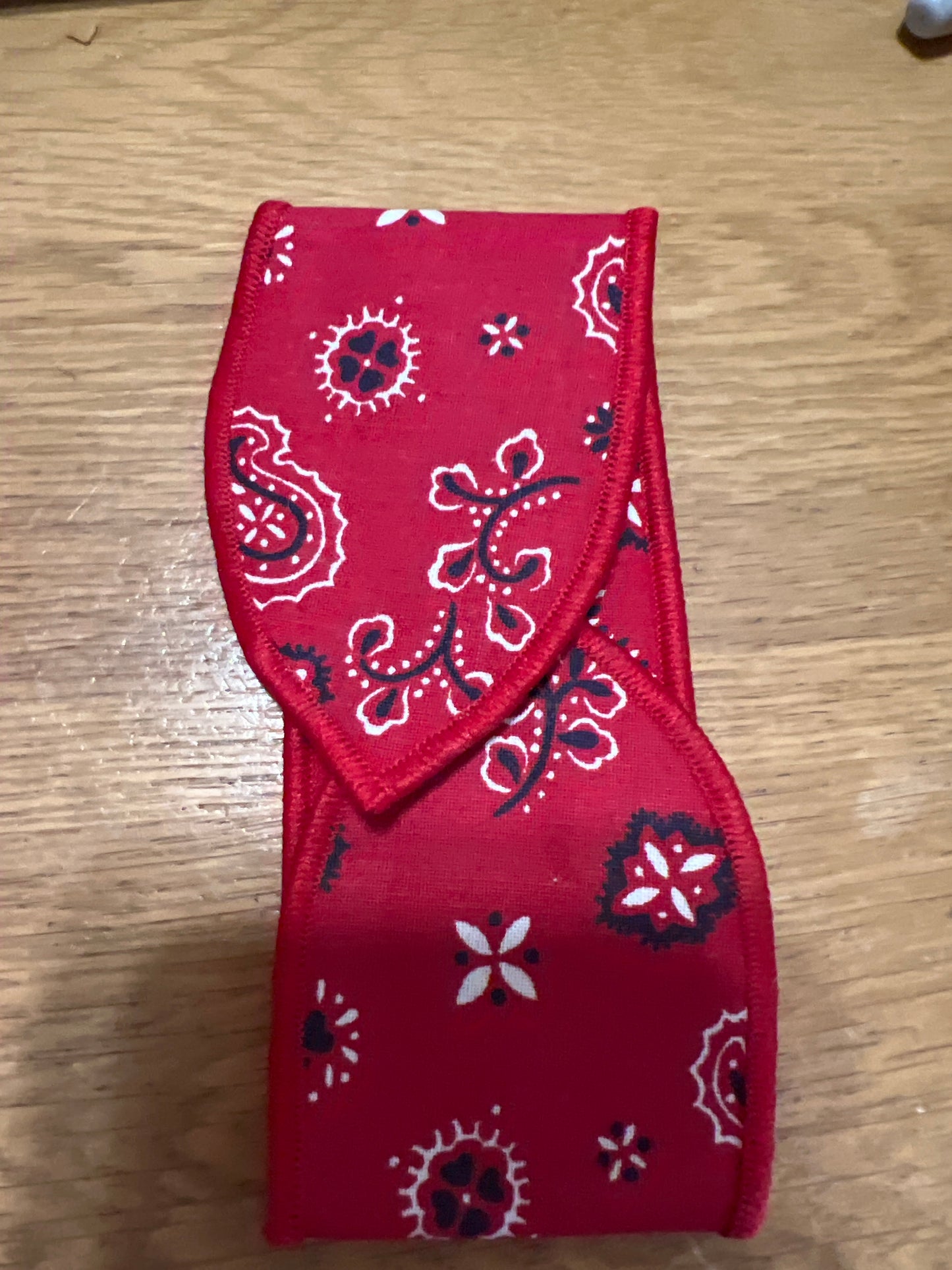 Longaberger Small Handle Tie in Backyard Bandanna