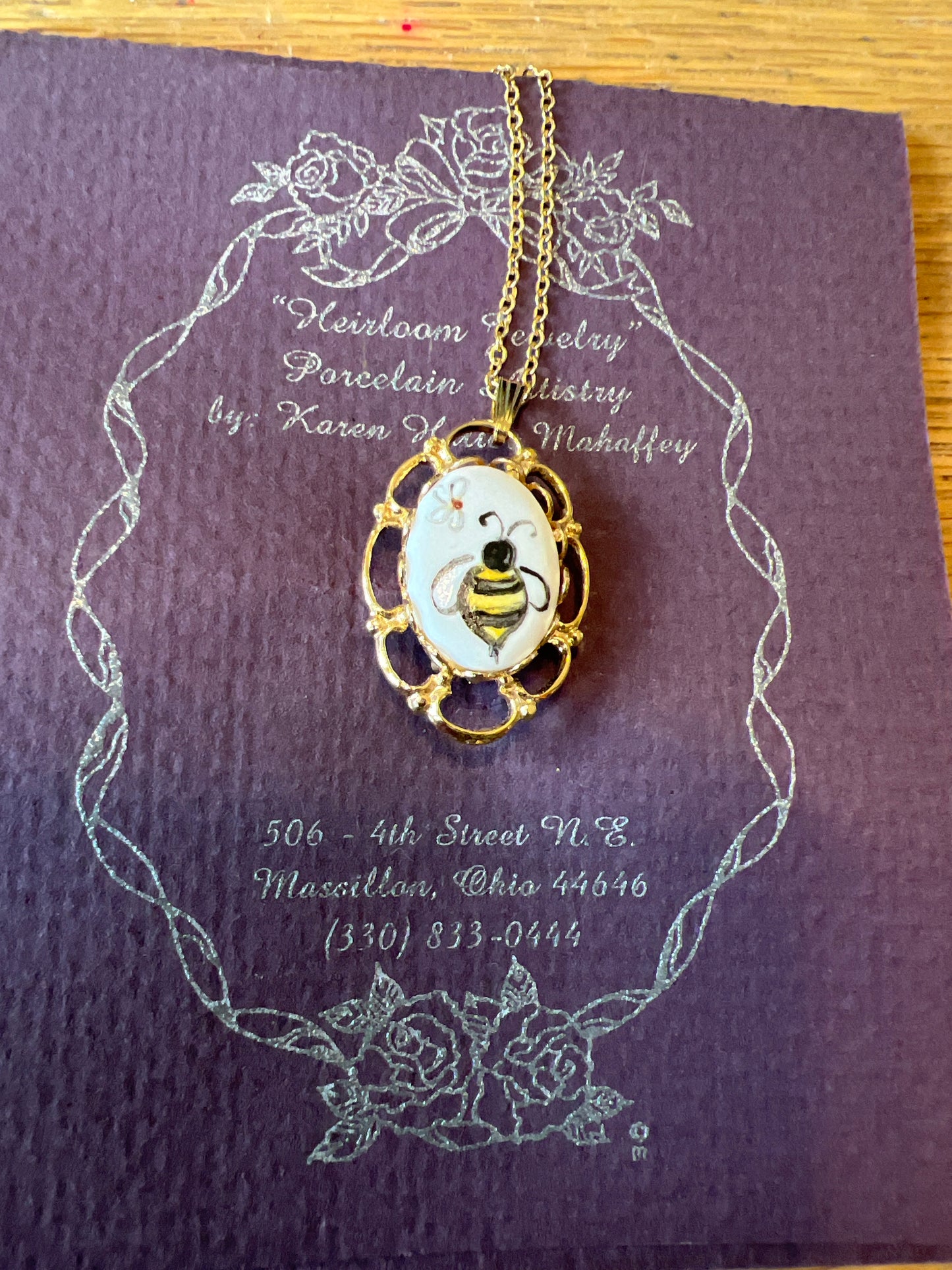 Homestead bee necklace
