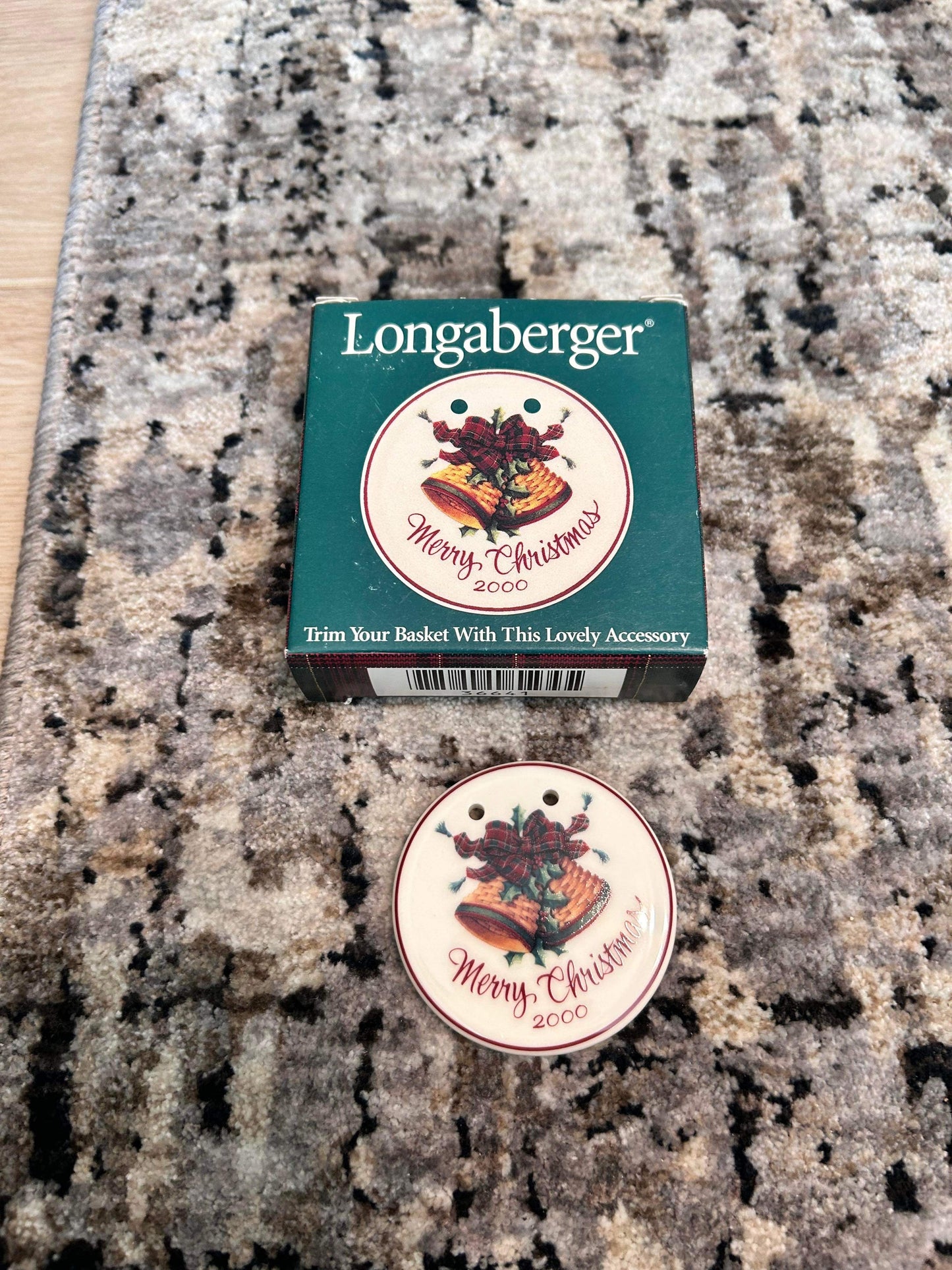 Longaberger 2000 Merry Christmas Tie On (may not be in box)