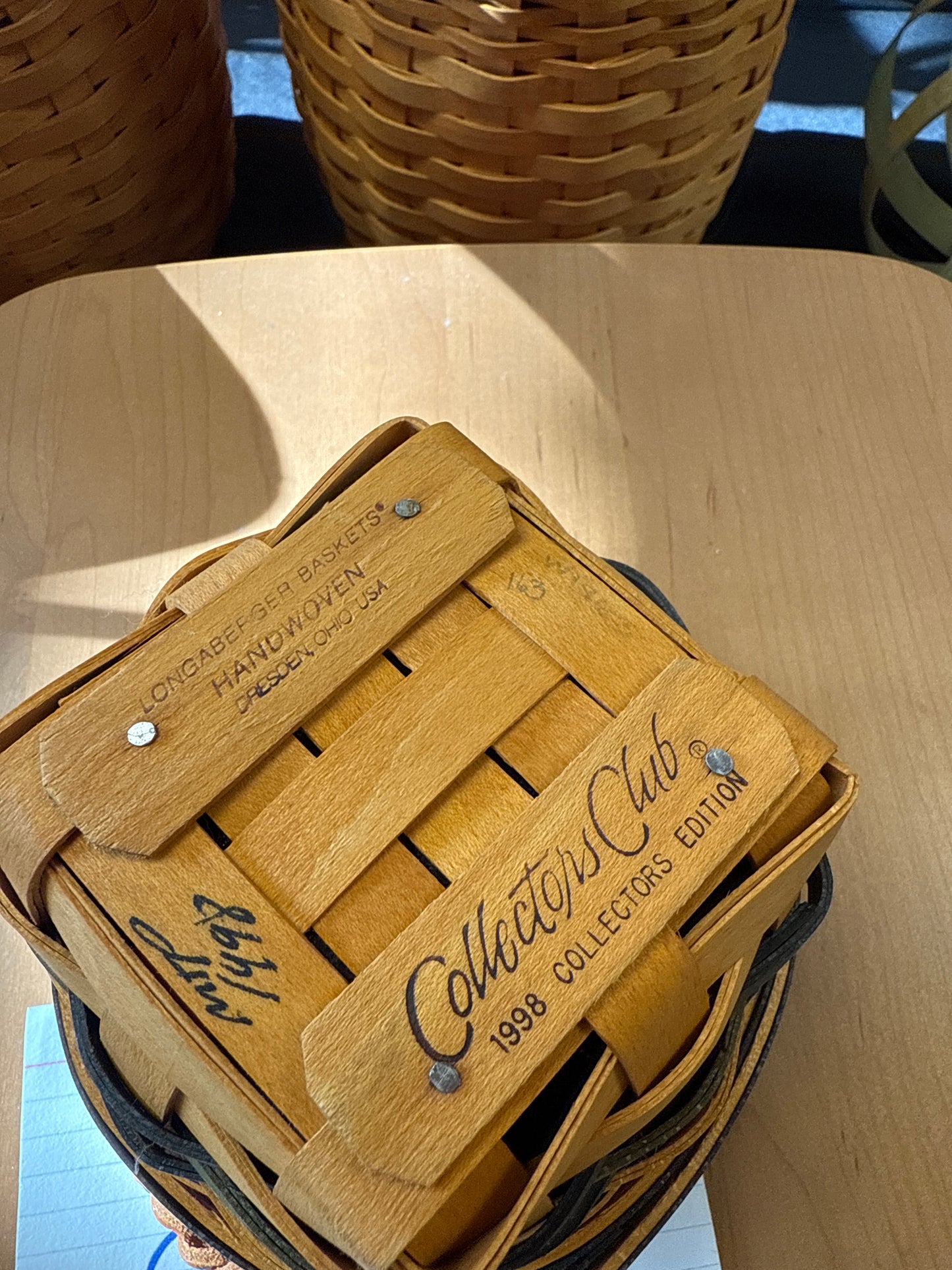 Collectors club 1998 thyme basket with liner and protector