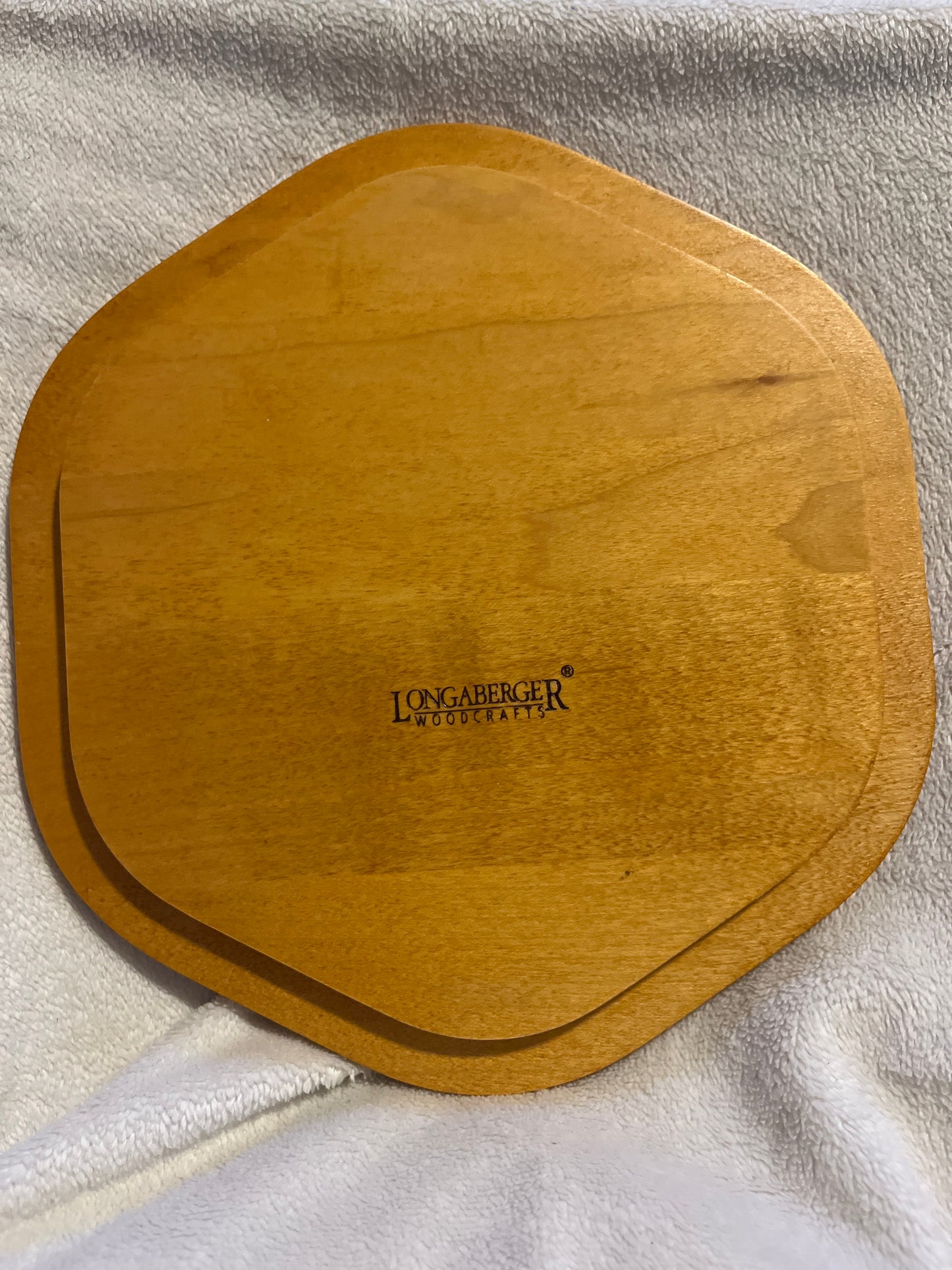 Longaberger 8.5”x8” hexagonal lid