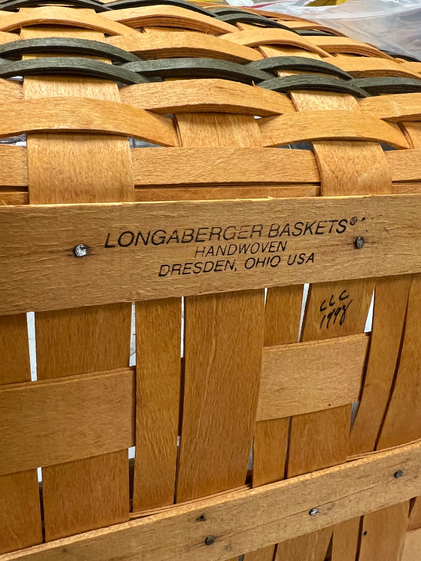 Longaberger hospitality basket with liner, protector & handle tie