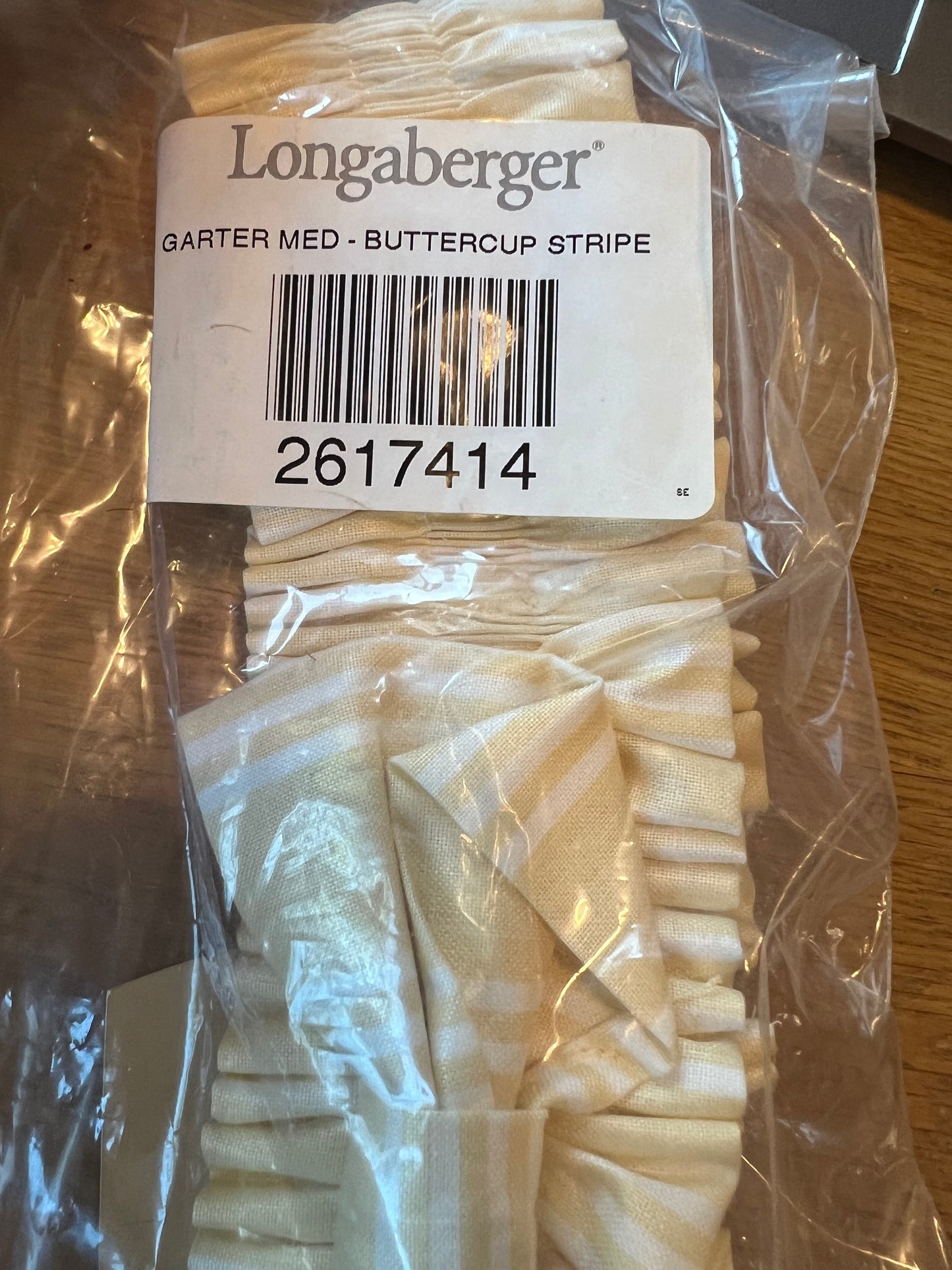 Longaberger medium garter in buttercup stripe