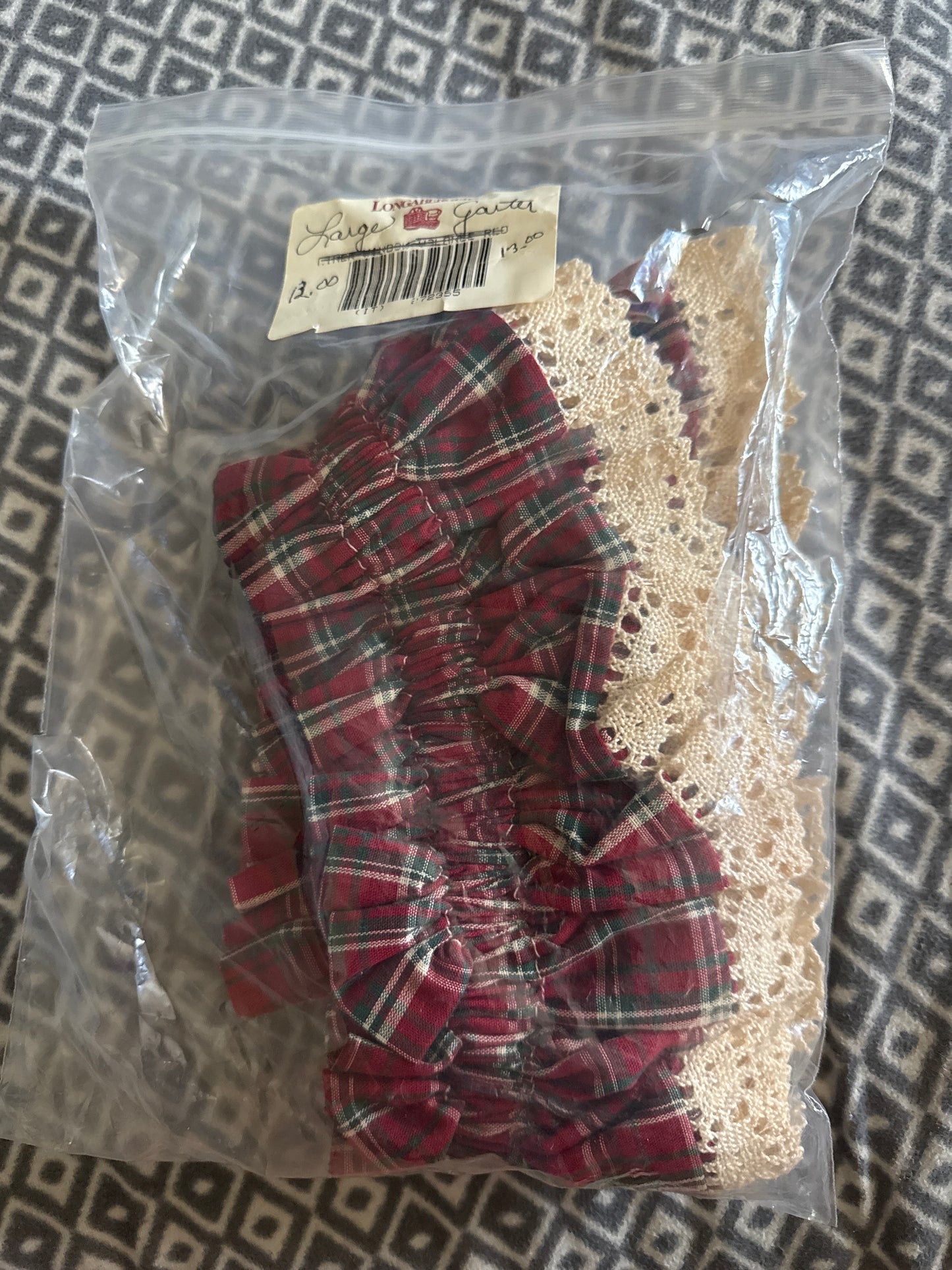Longaberger Large Garter in Plaid Tidings