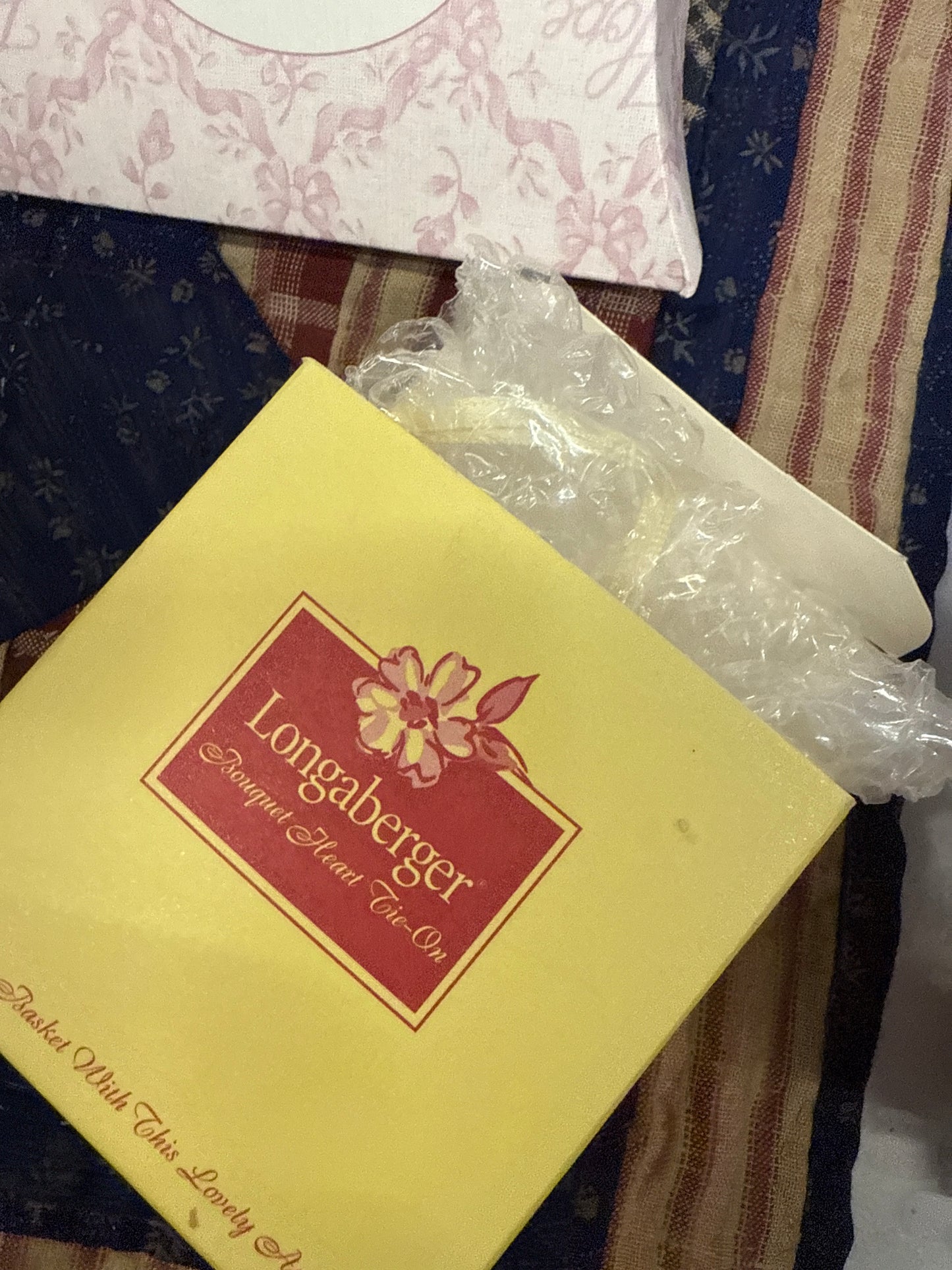 Longaberger Bouquet Heart Tie On