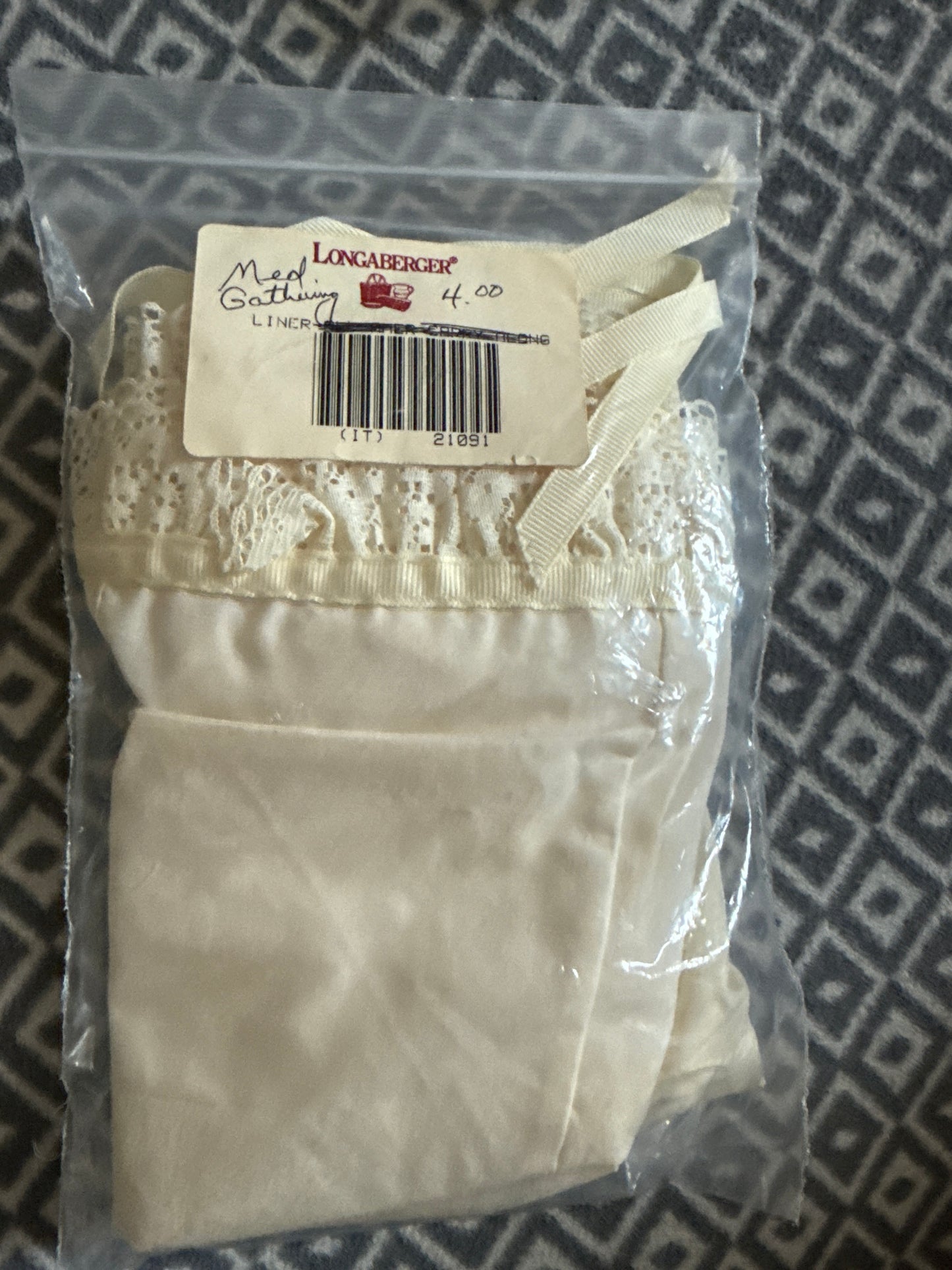 Longaberger Medium Gathering Liner in Original Natural