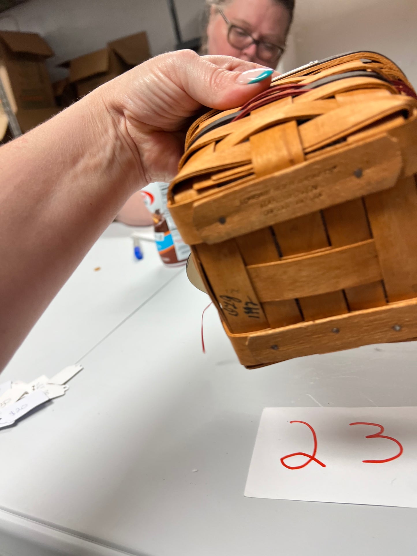 Longaberger 1993 inaugural basket with liner, tie on & protector