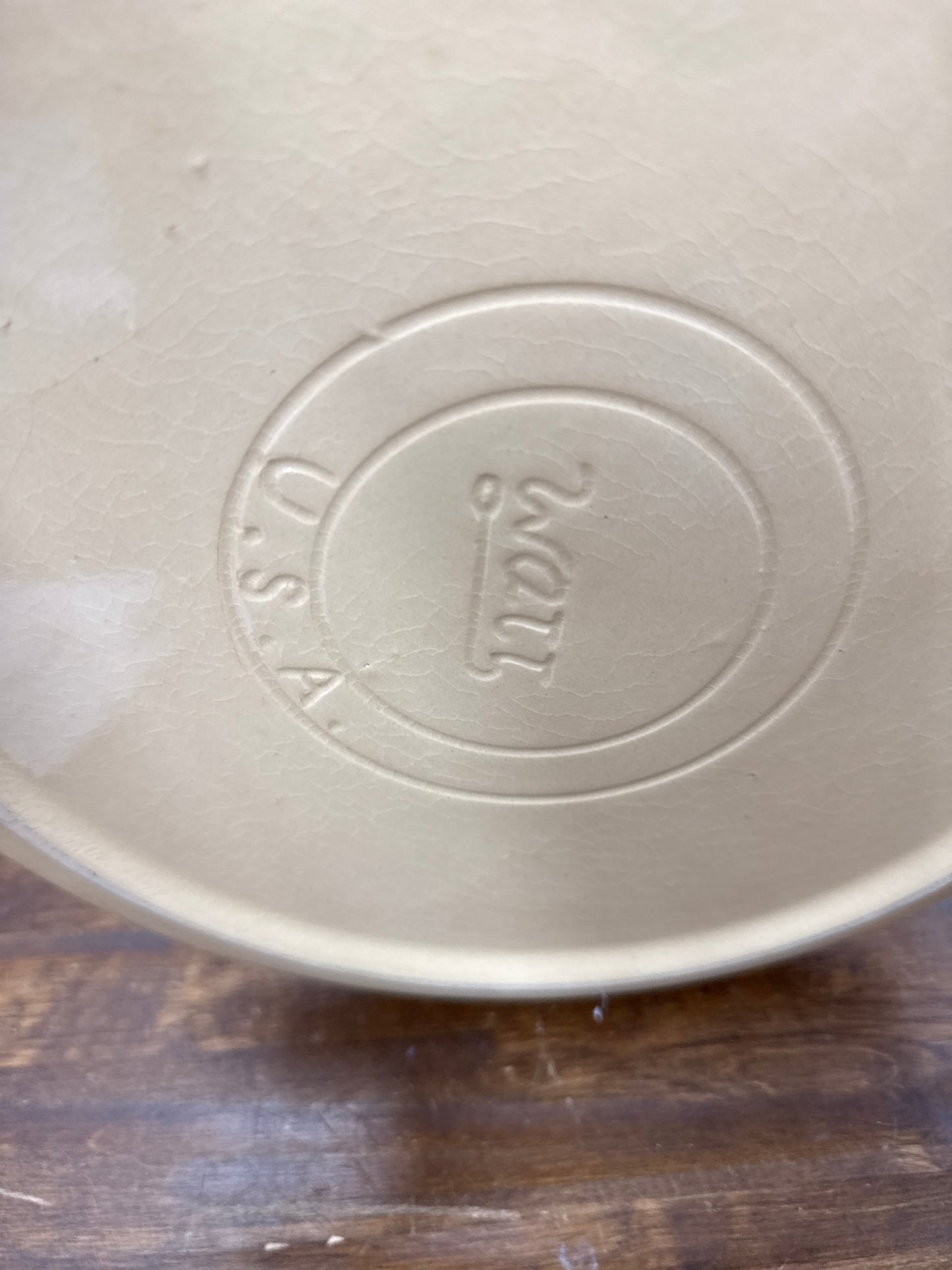 Watts ware small platter