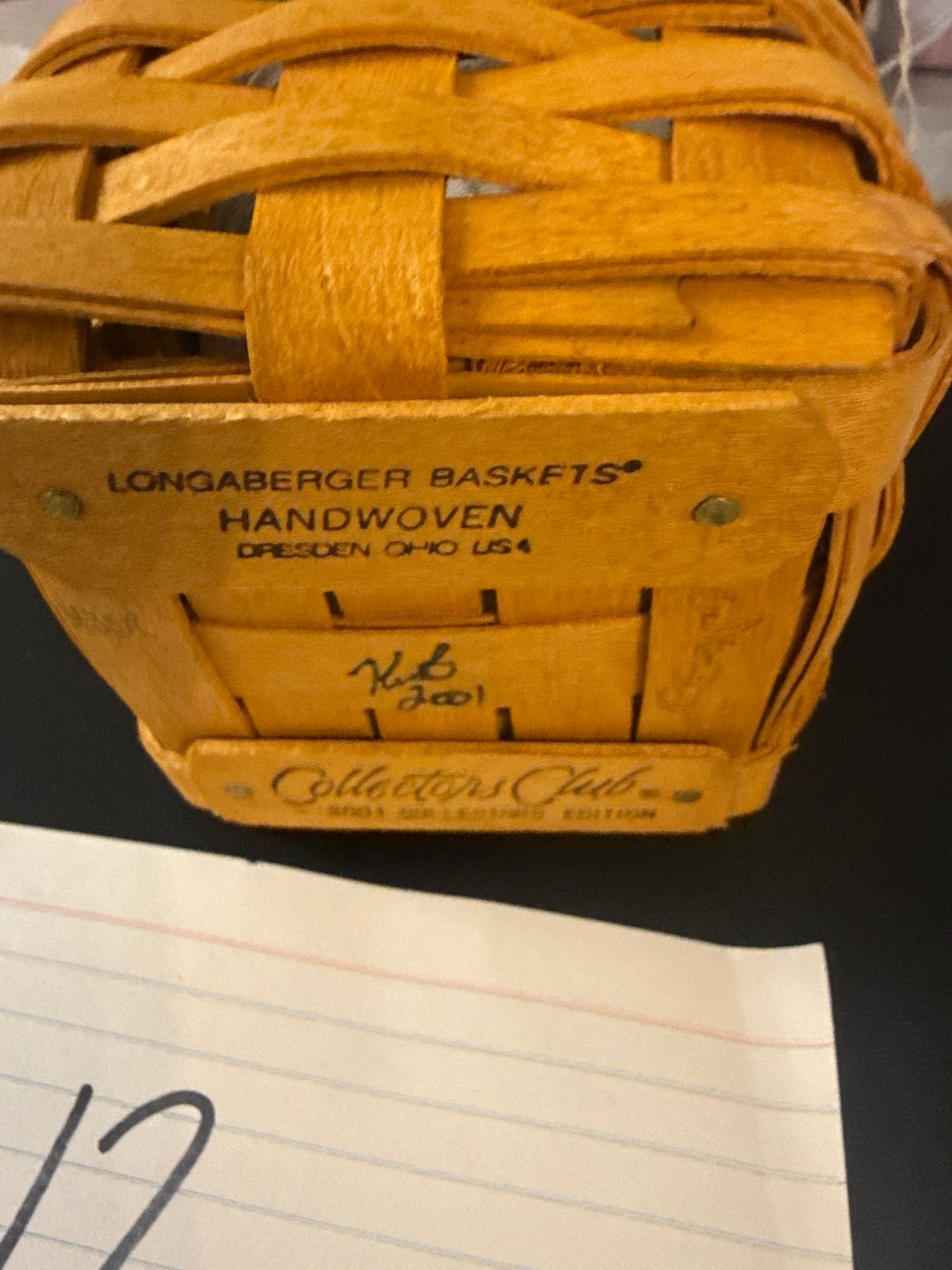 Longaberger collectors club 2001 charter member basket with protector