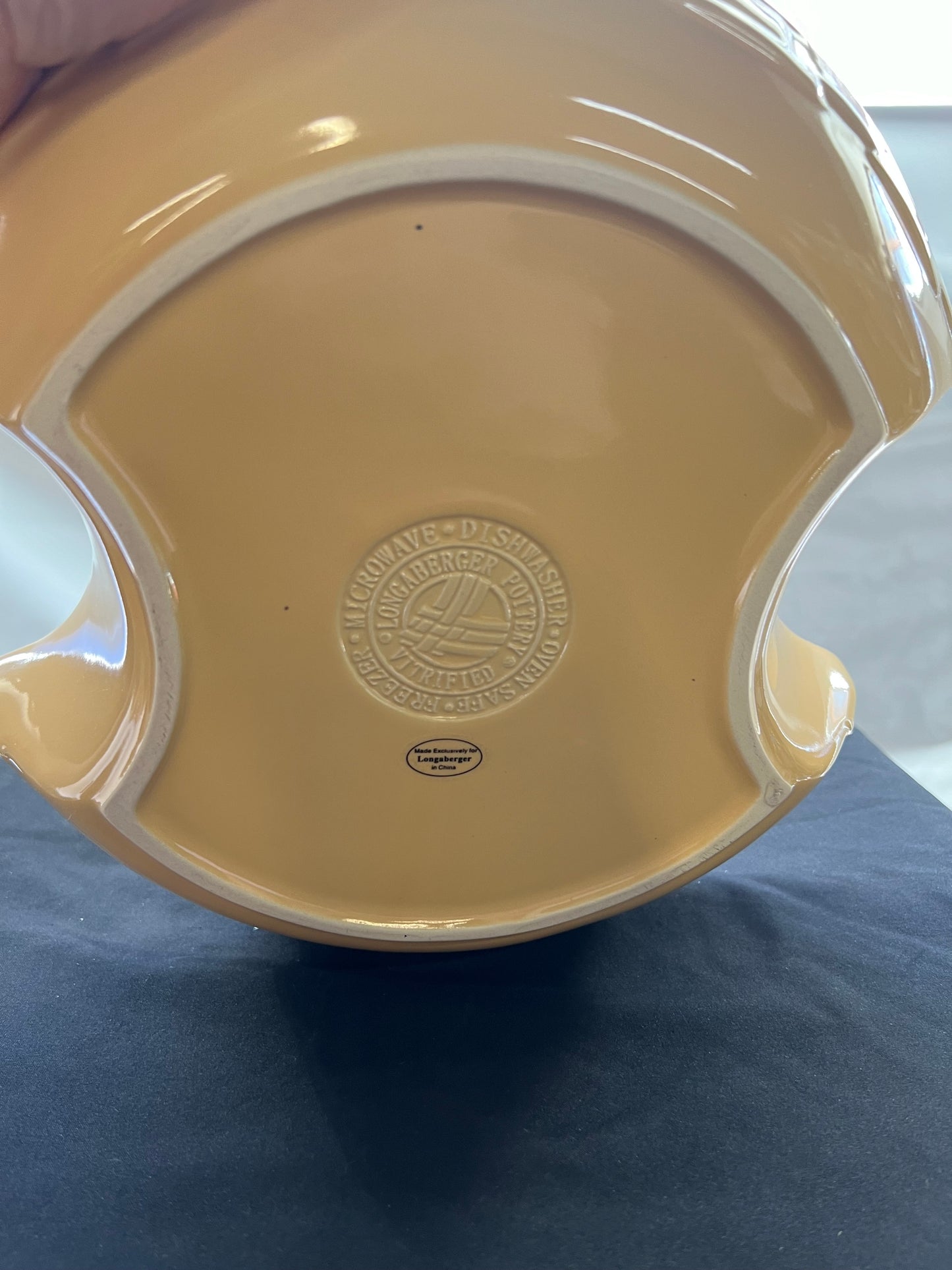 Longaberger Cut In Dish in Butternut