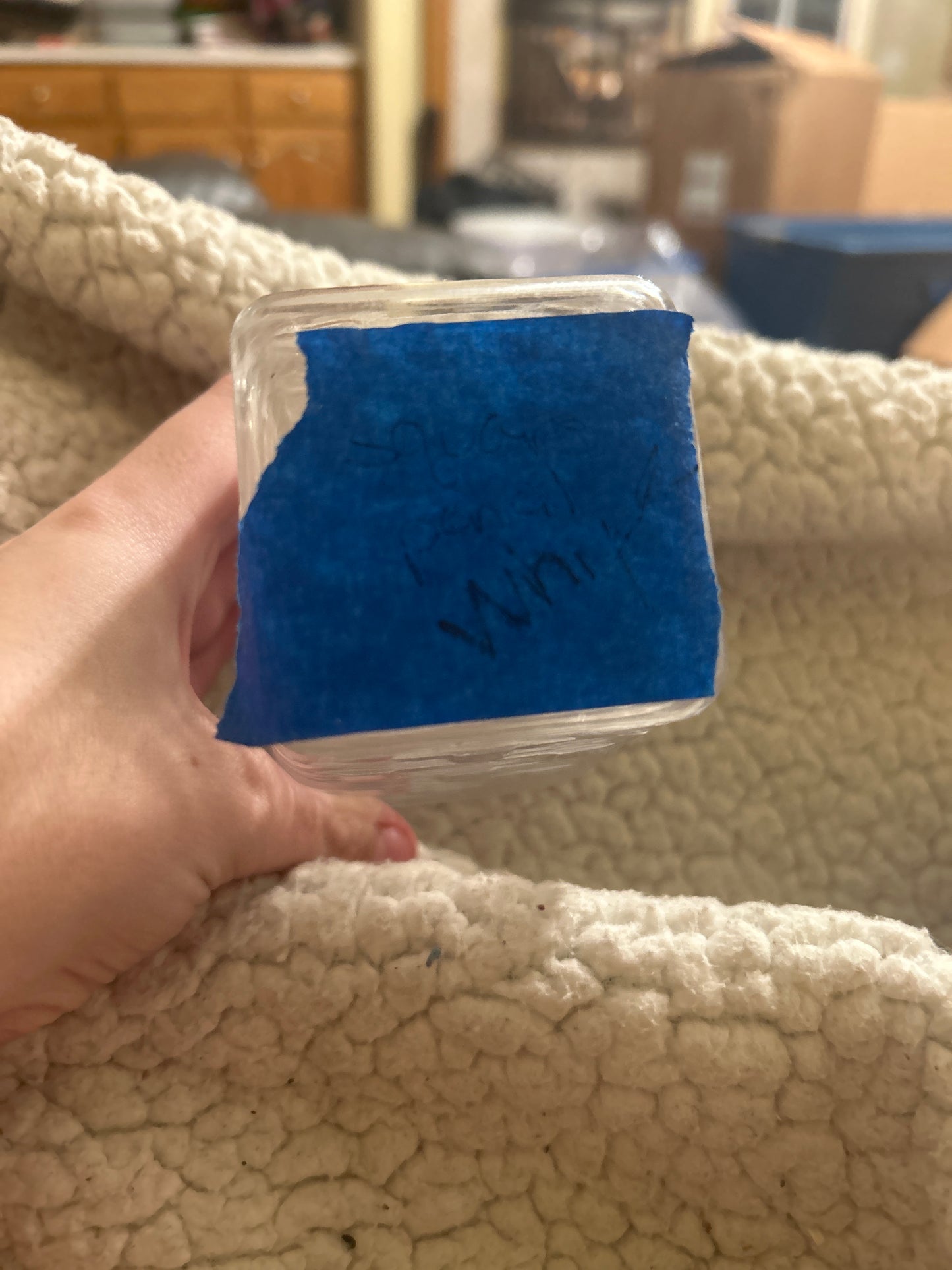 Square pencil protector (white)