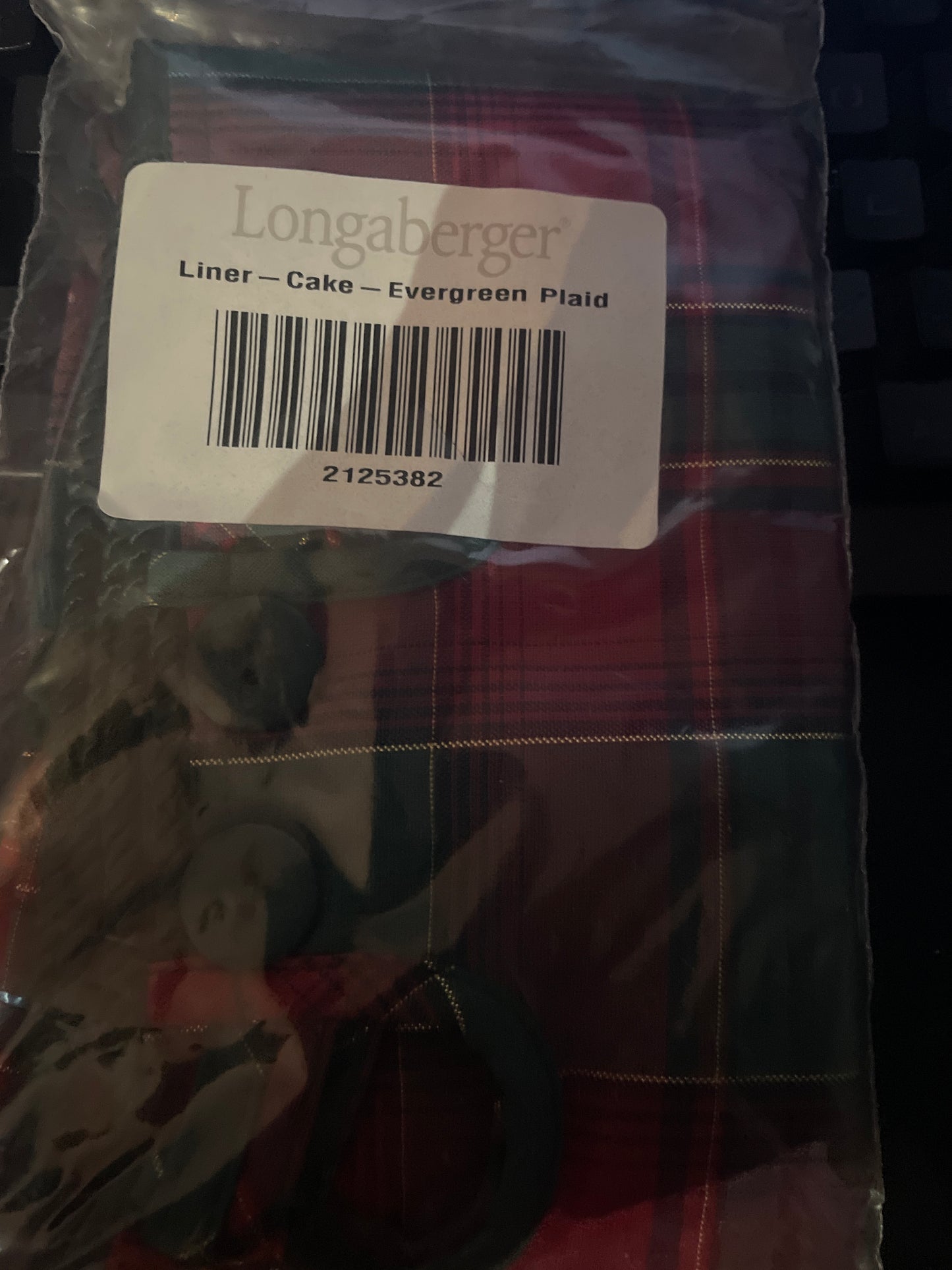 Cake -Evergreen plaid