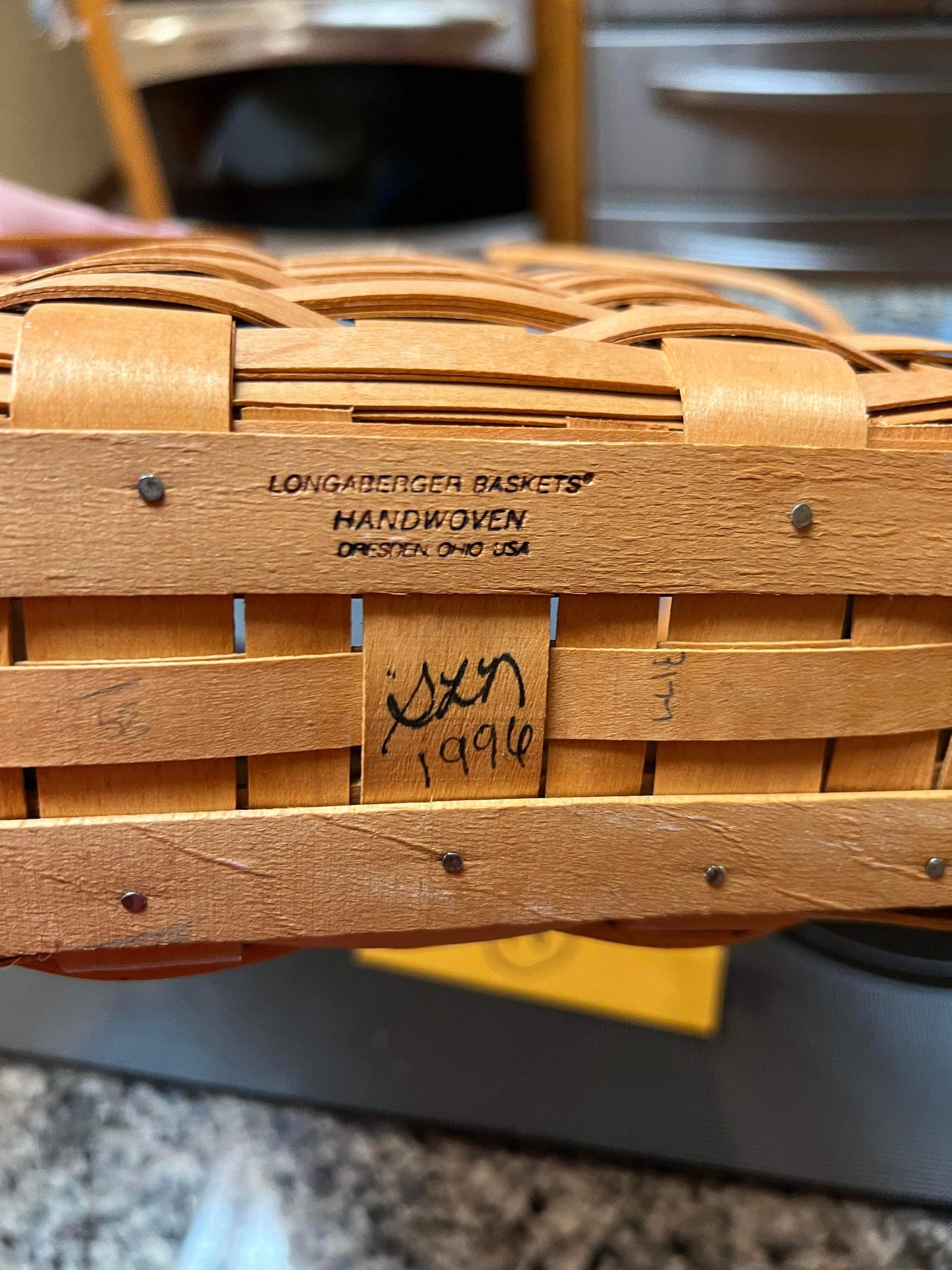 Longaberger Collectors Club 1996 Charter Member Basket