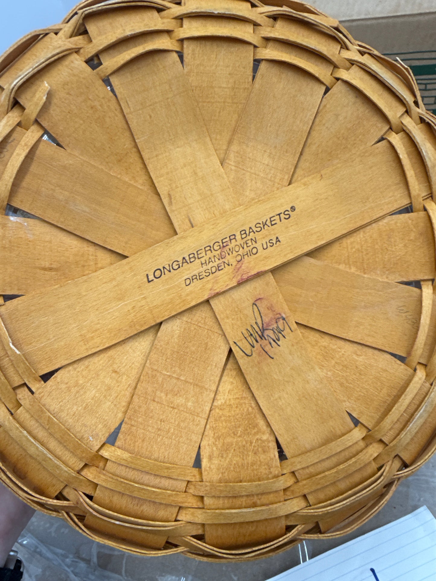 Longaberger darning basket with garter and protector