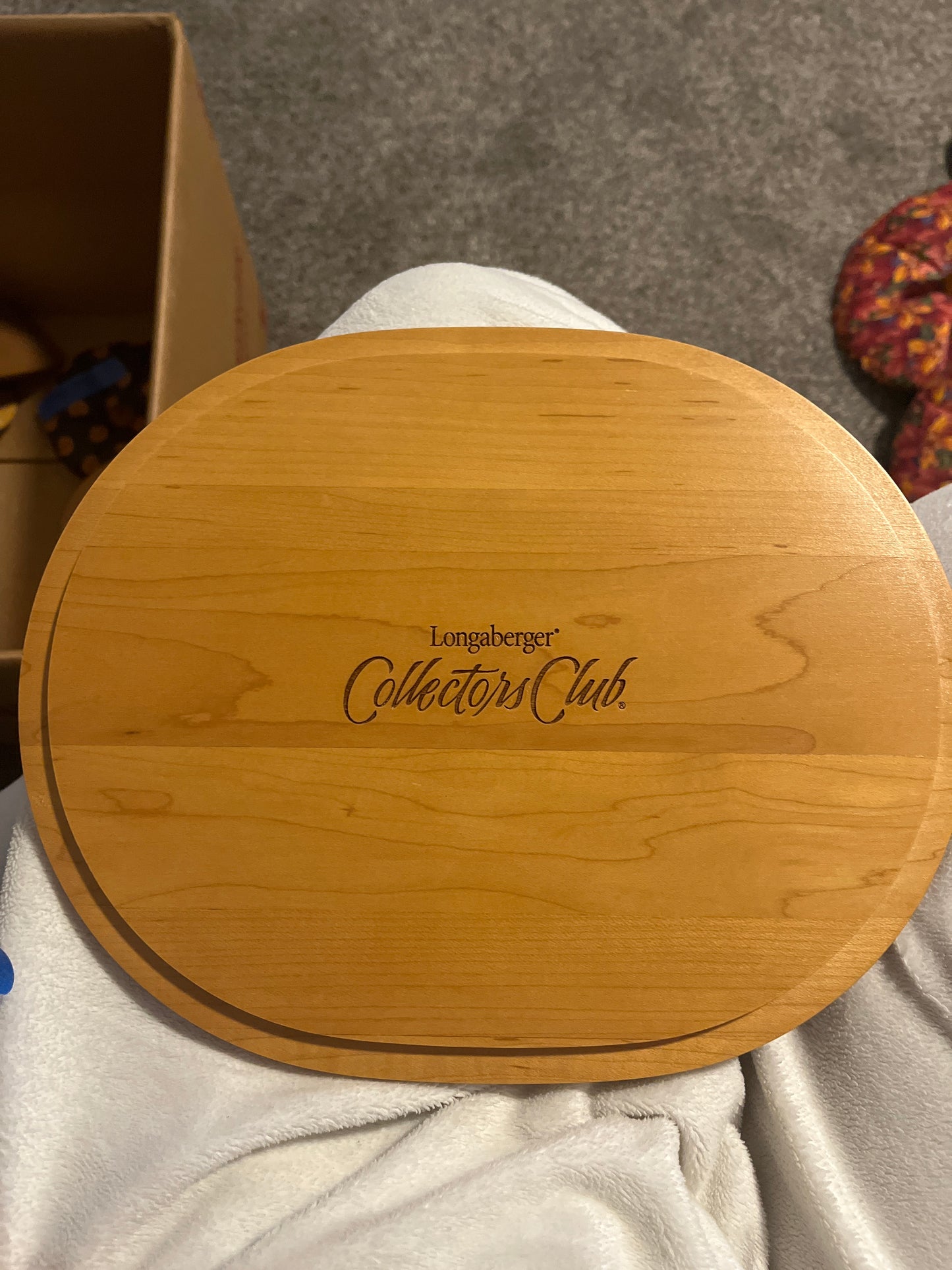 Longaberger 11”x9” ovular Collectors Club lid