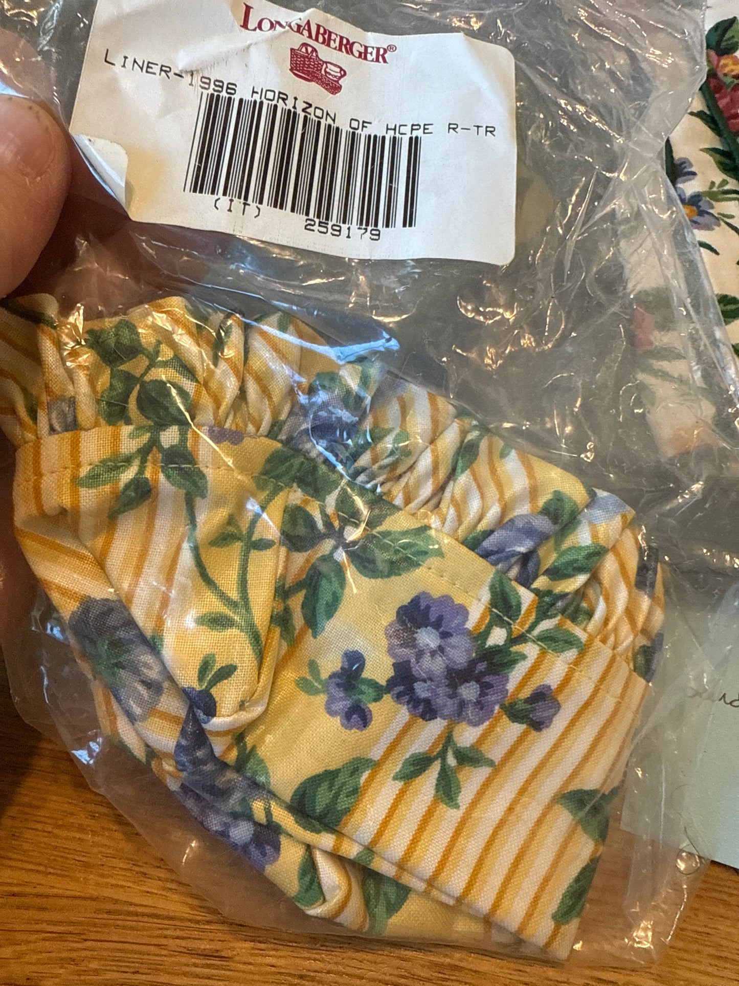 Longaberger 1996 horizon of hope liner in rose trellis