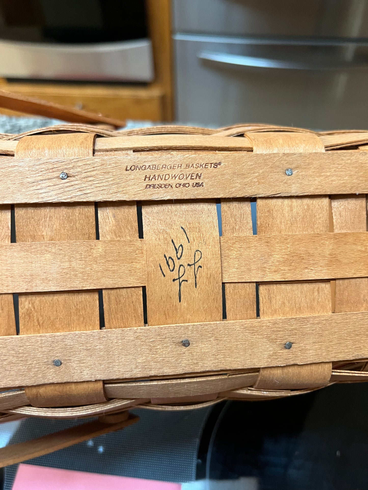 Longaberger 1991 Yuletide traditions basket