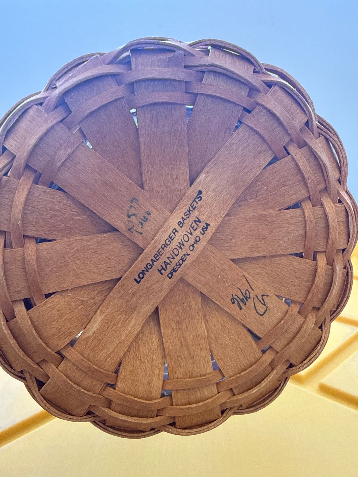 Longaberger 1997 inaugural basket with liner and protector