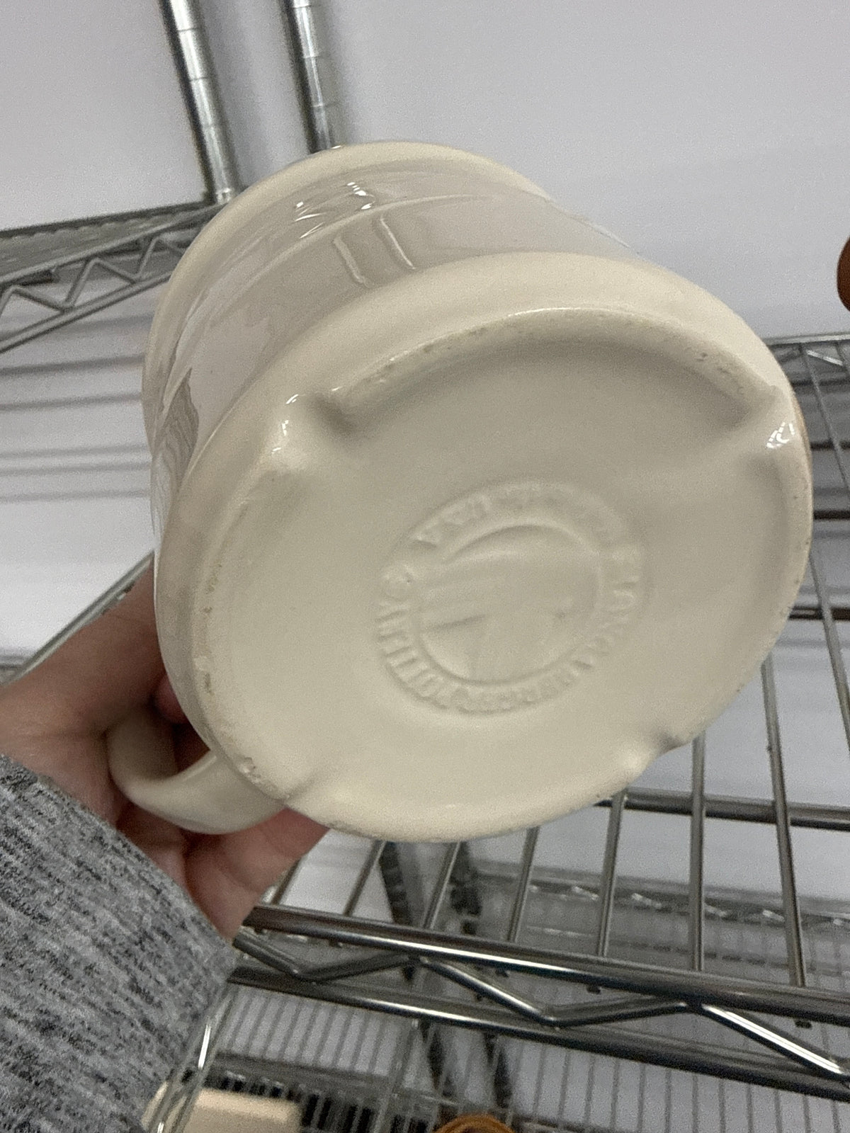 Longaberger super mug in ivory with a candle