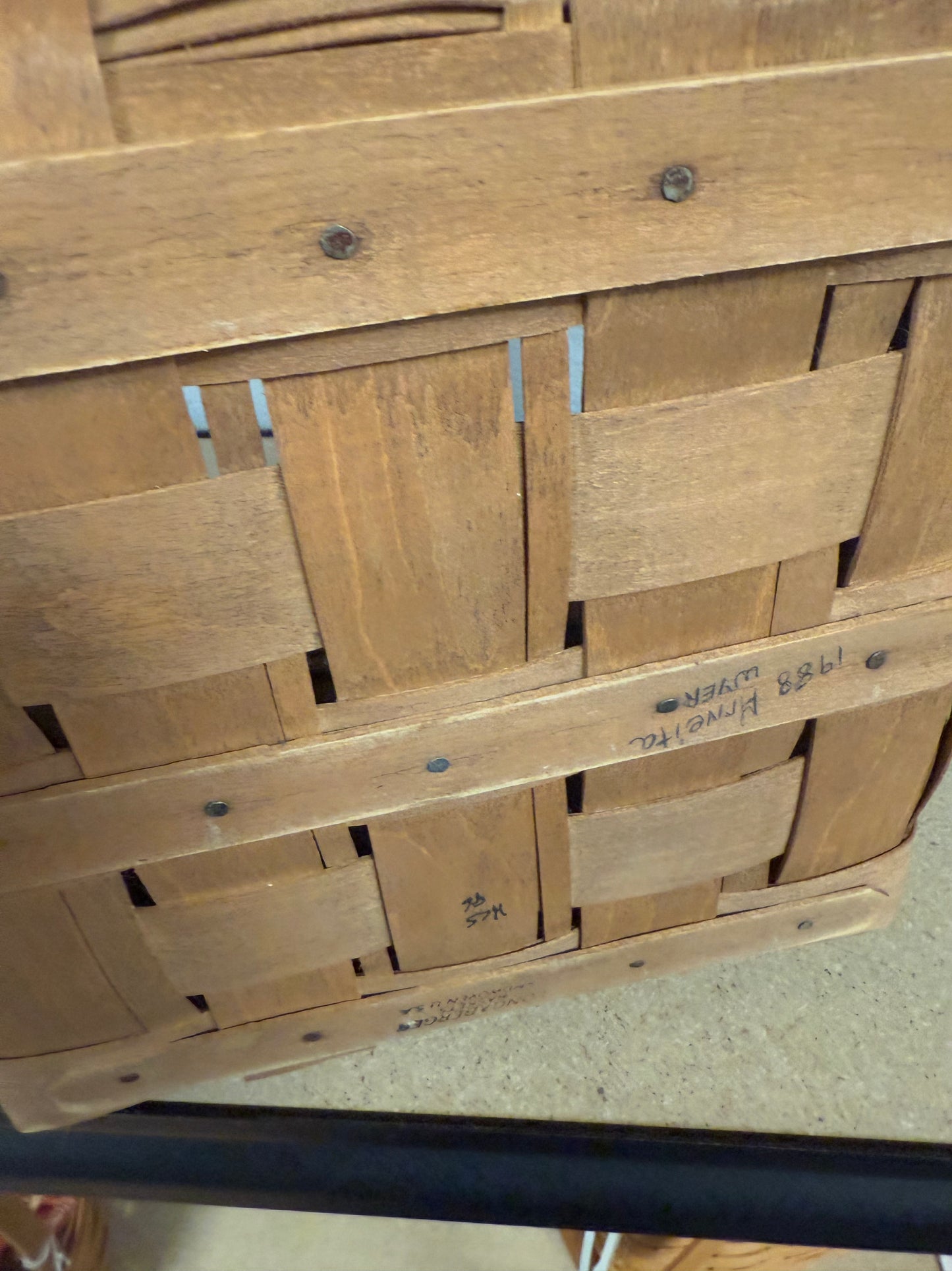 Longaberger JW two pie basket