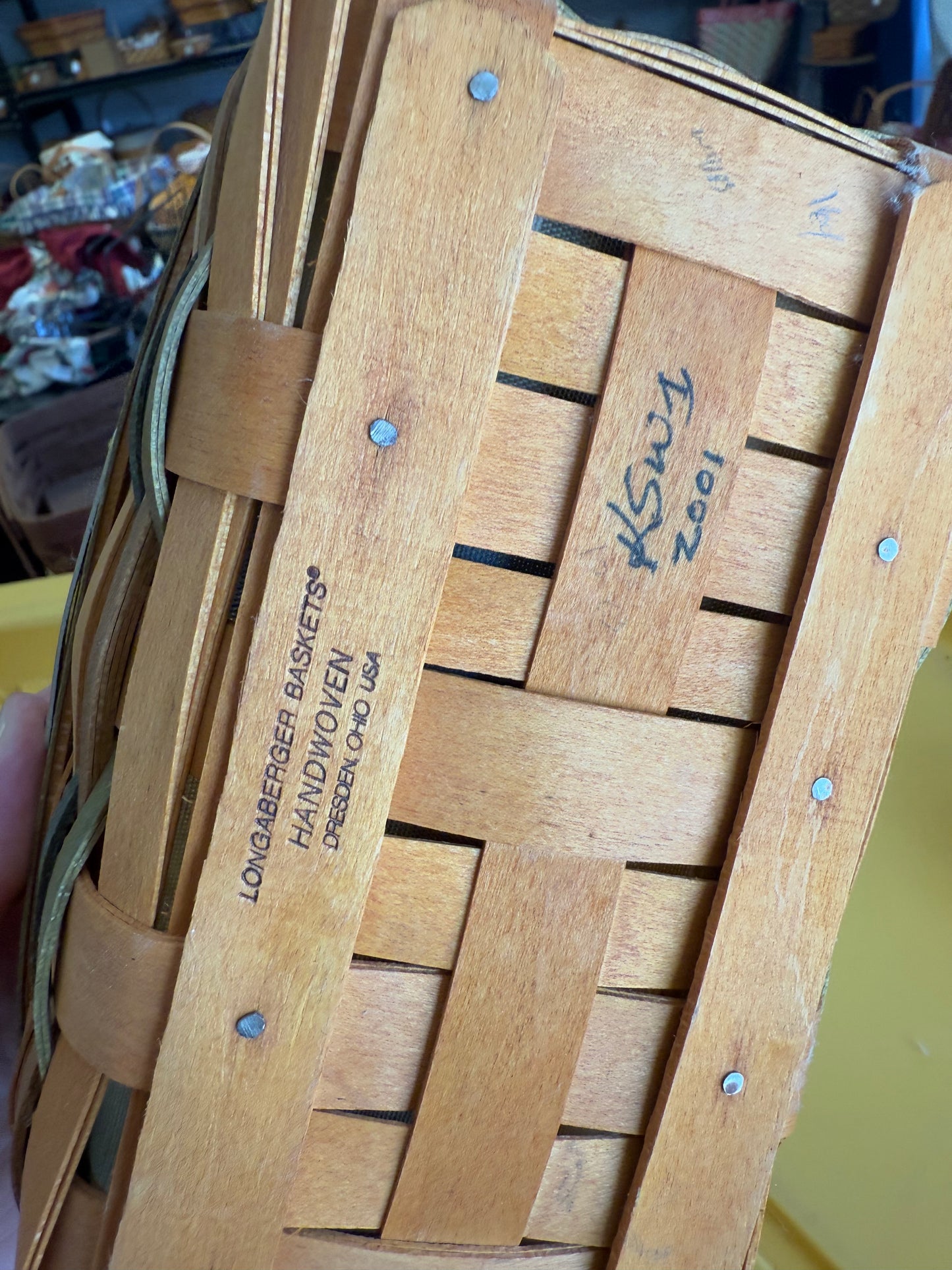 Longaberger 2001 bee basket with protector and liner