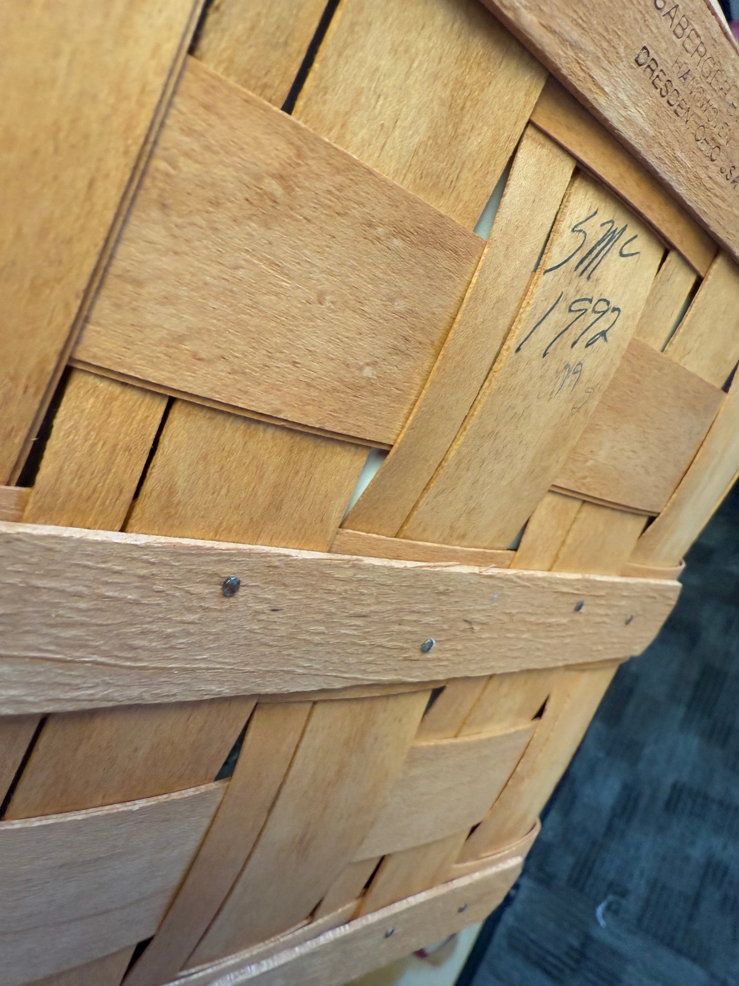 Longaberger 1992 cake basket with protector and riser