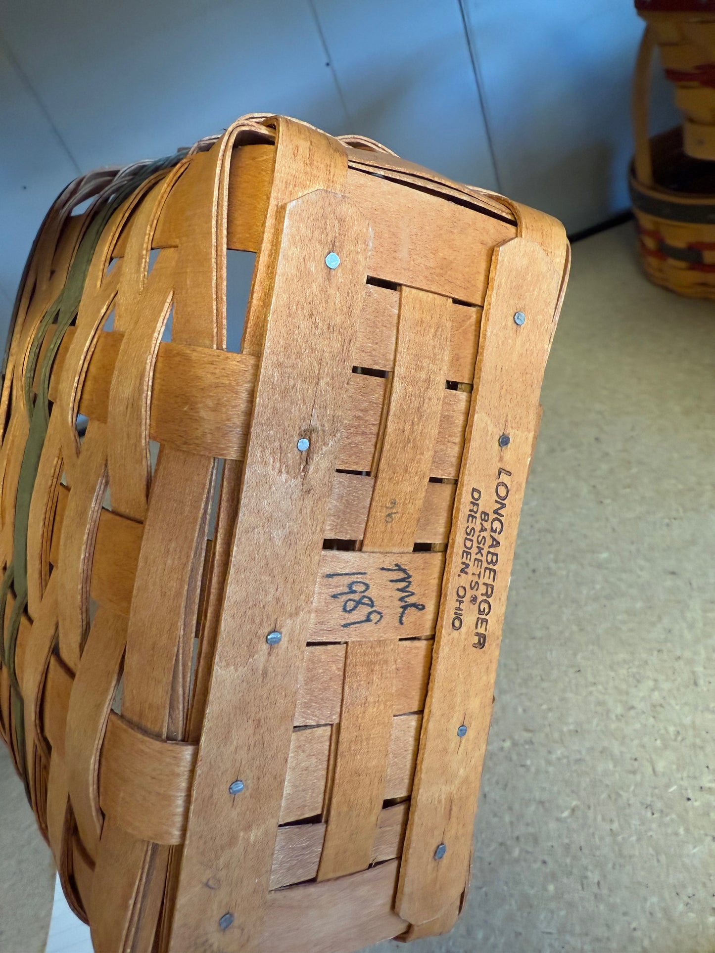 Longaberger 1989 holiday memory basket