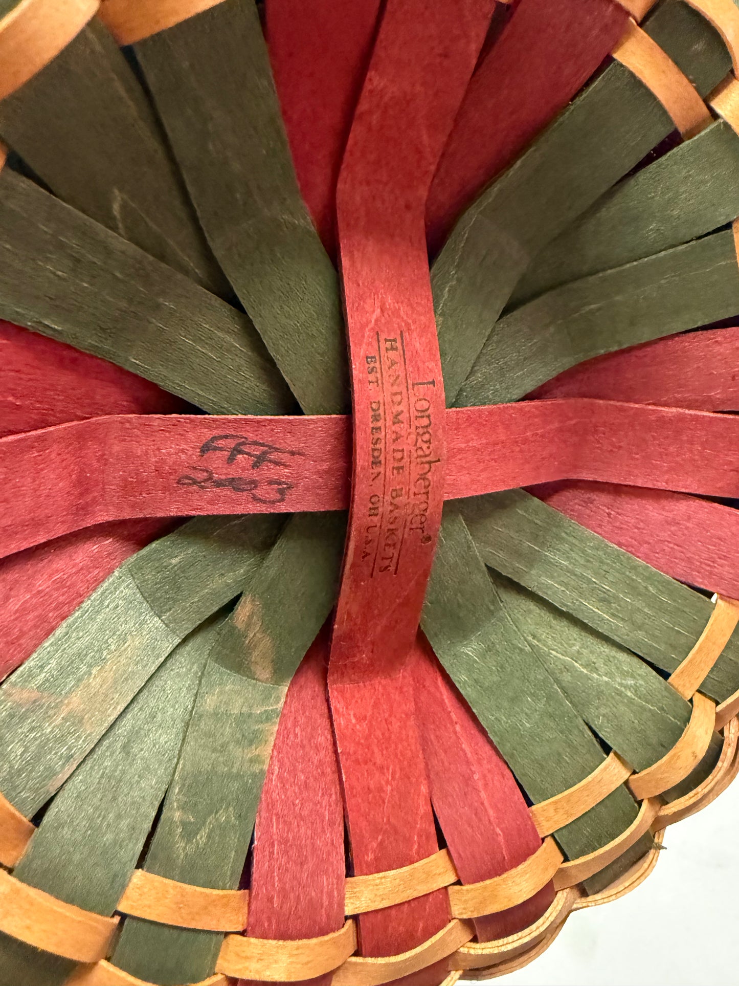 Longaberger 2003 caroling basket with liner and protector